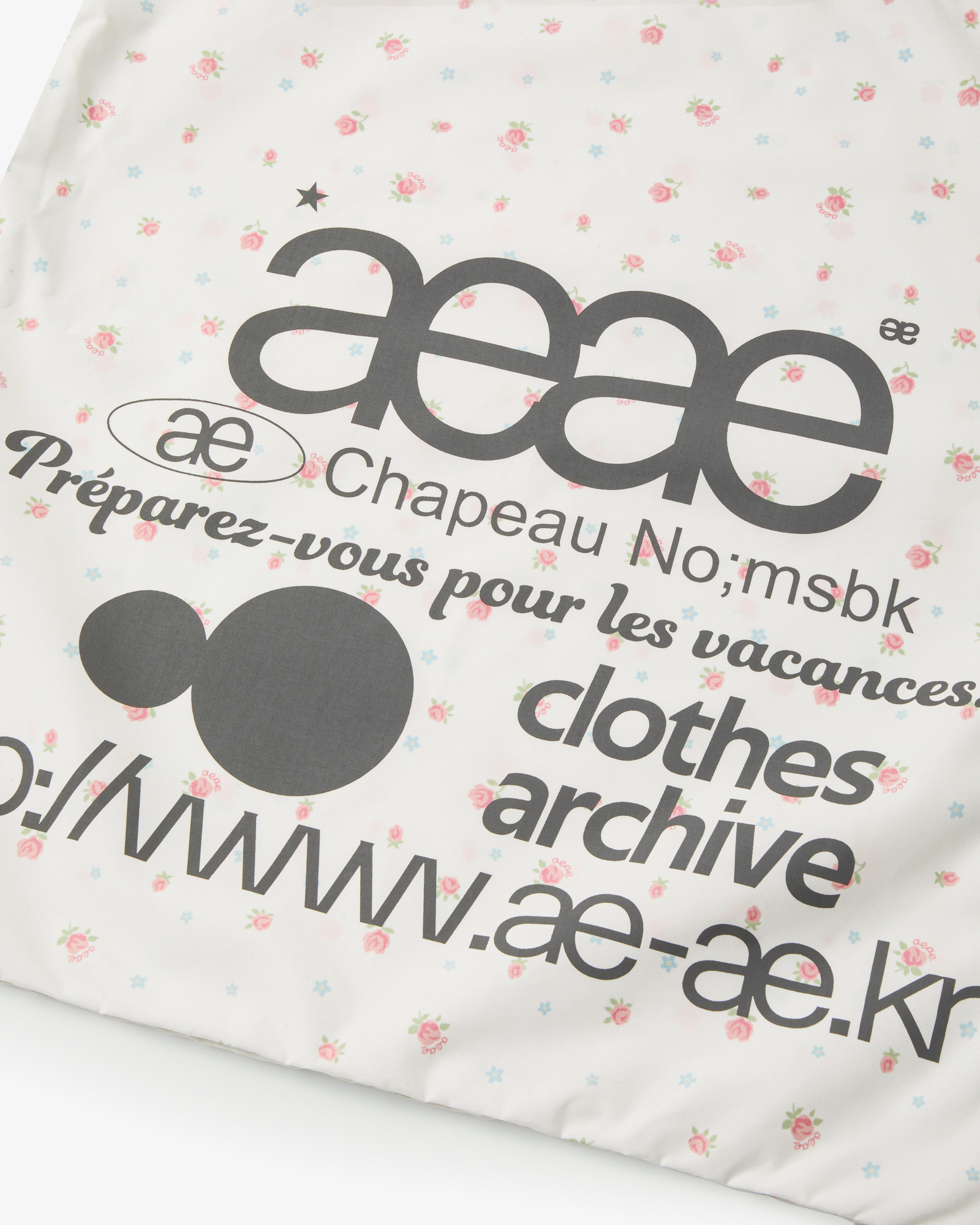 WEB LOGO FLOWER GYM SACK [WHITE]