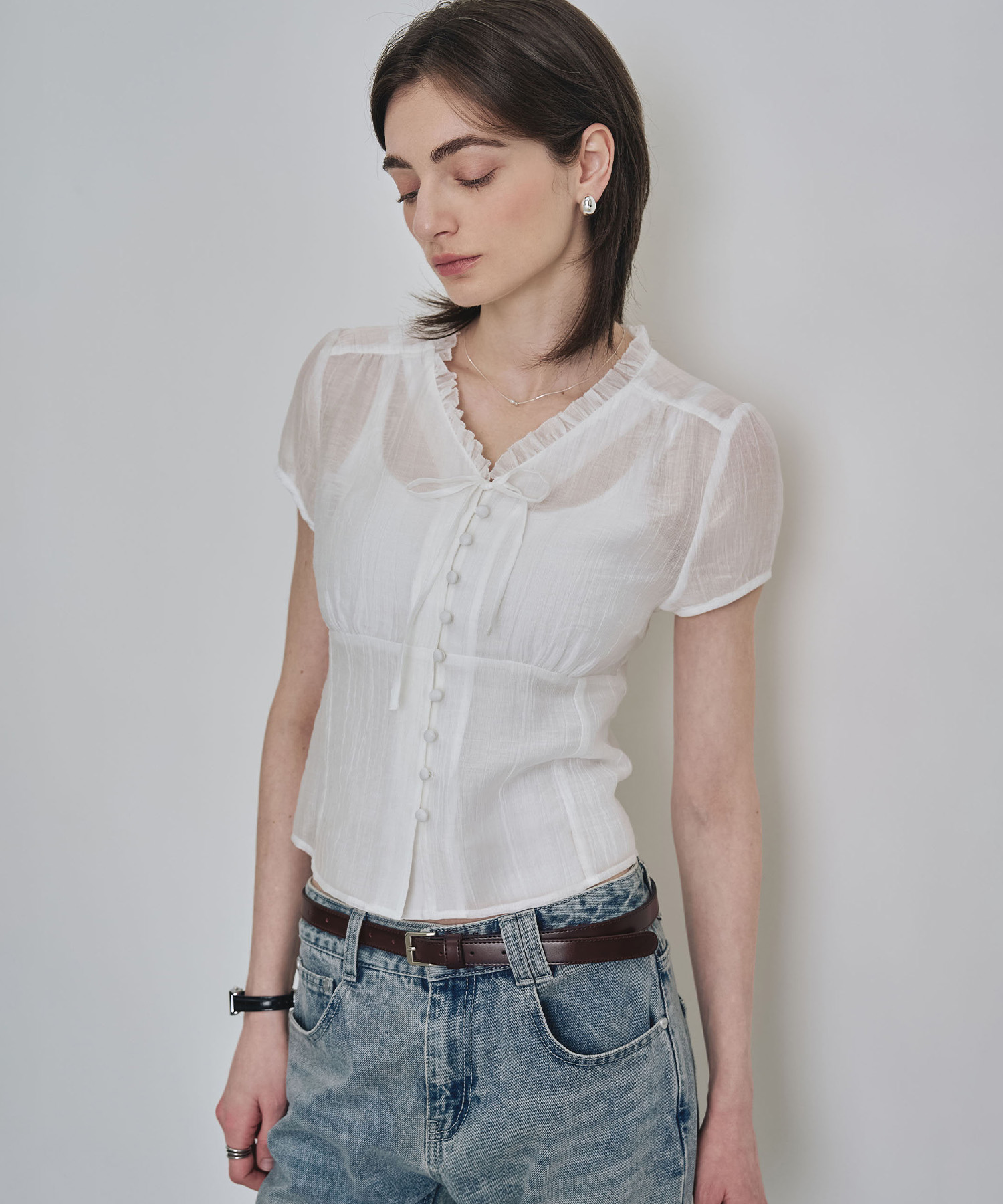 [Women] Прозрачная блузка с V-вырезом и рюшами 2 colors COWBL001