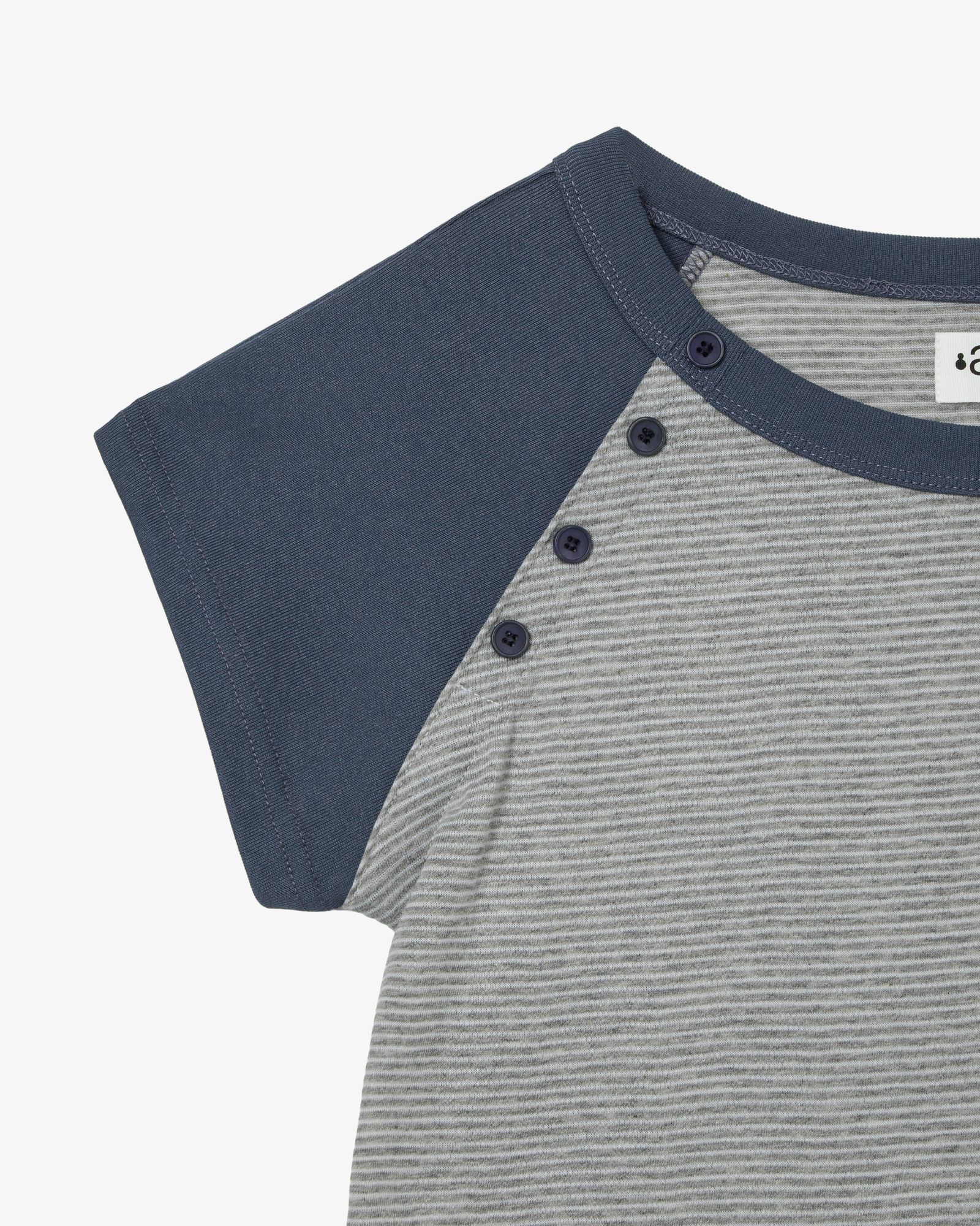 STRIPE BUTTON RAGLAN TEE [GREY]