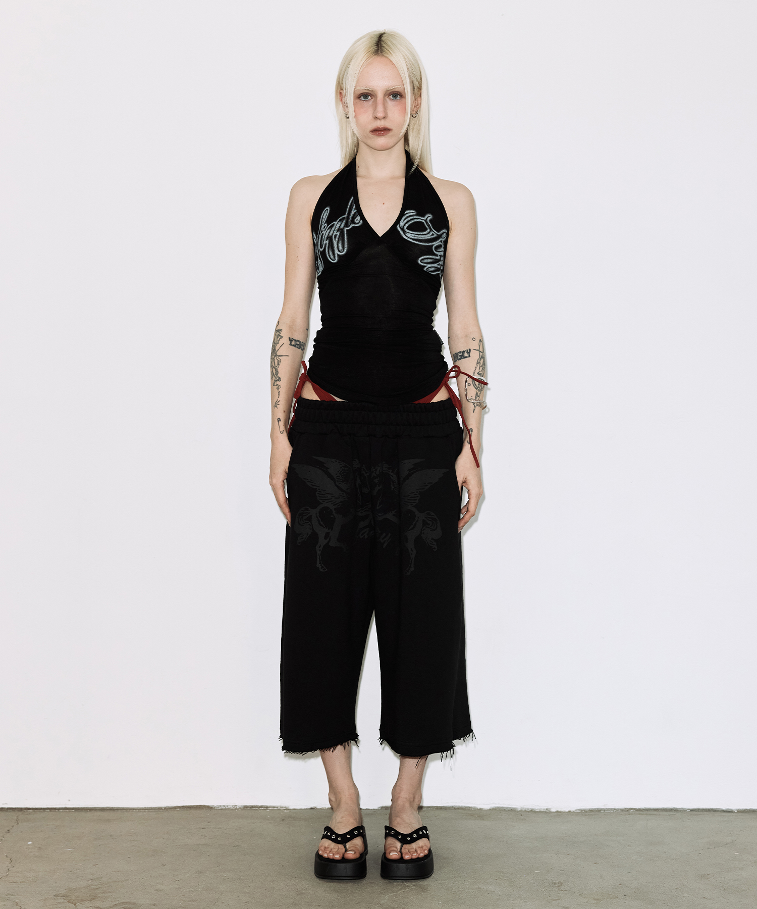 PEGASUS BERMUDA PANTS (BLACK) F26QD144