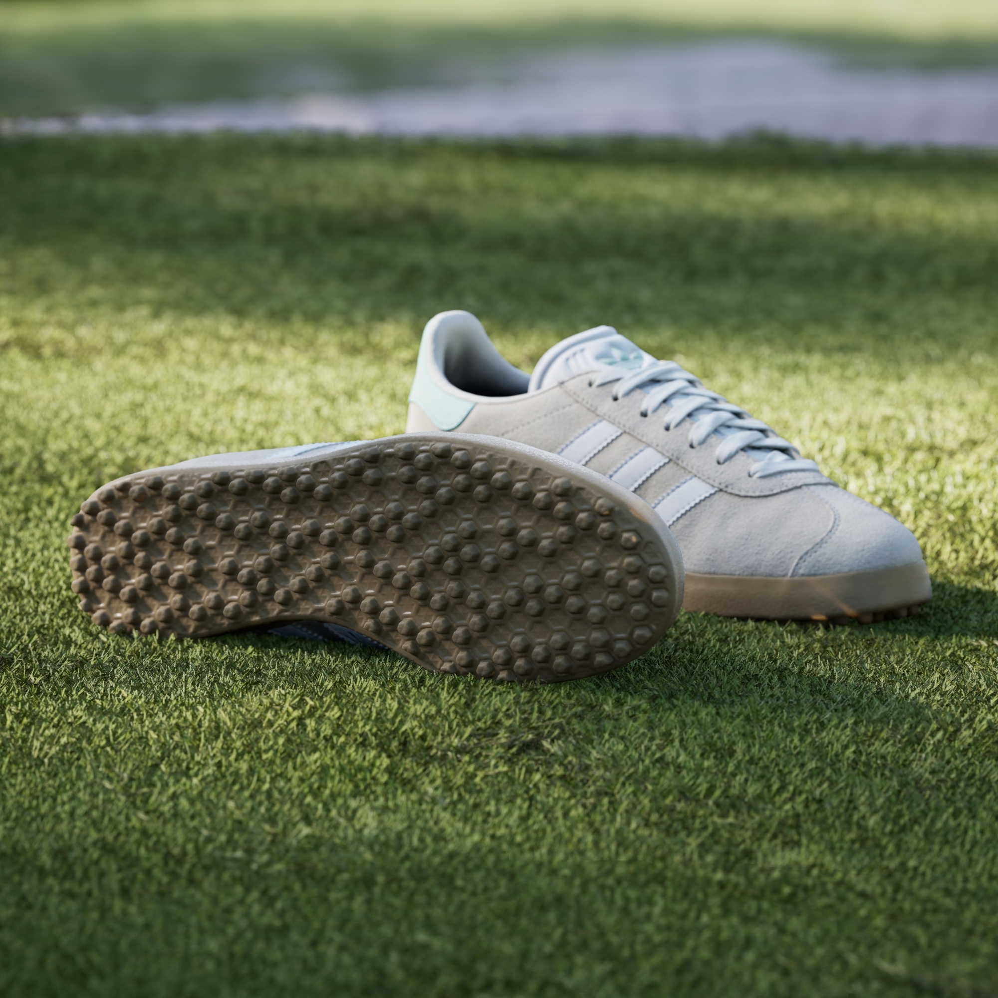 Gazelle Spikeless HP7075