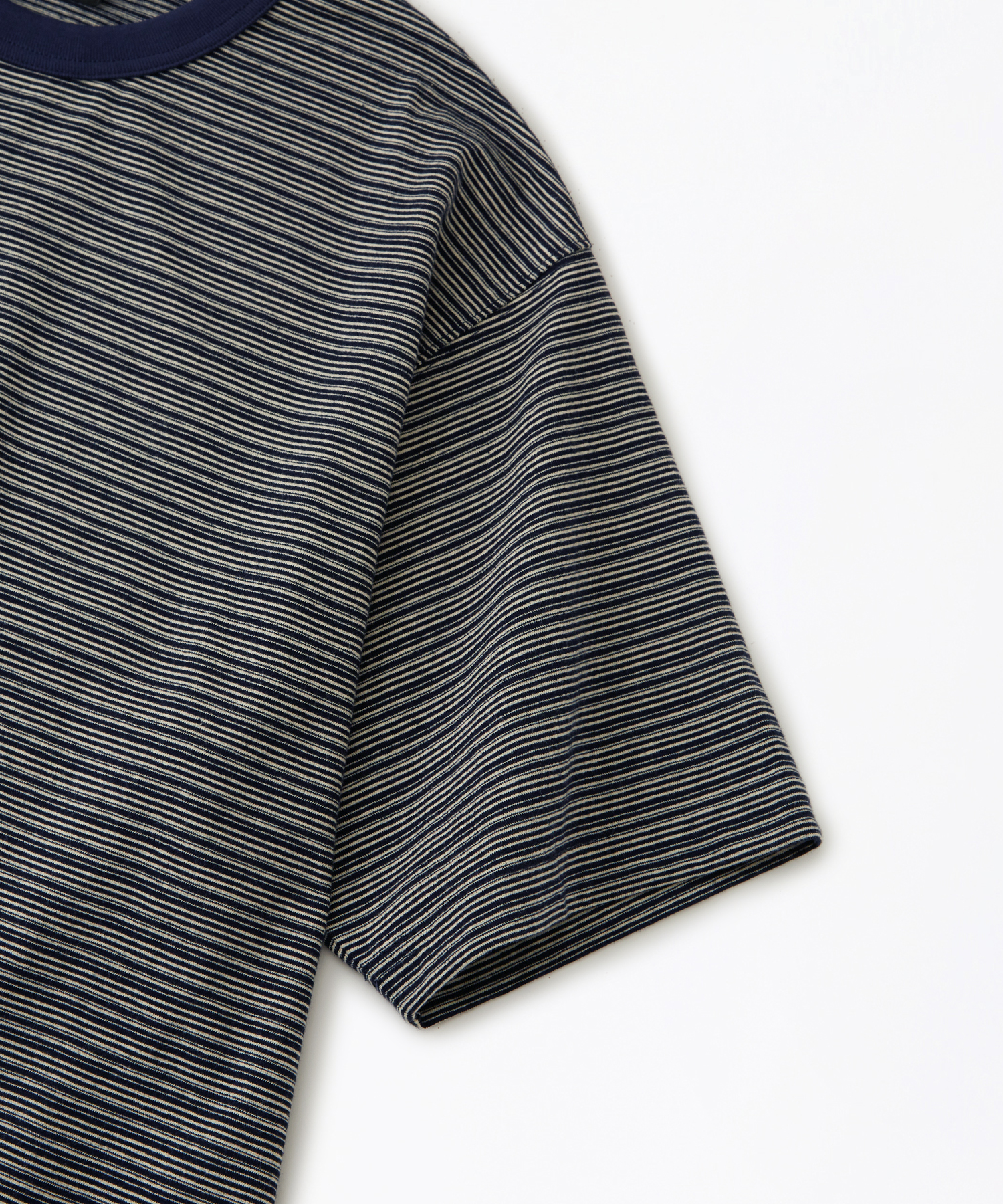 Футболка в тонкую полоску Navy/Ivory