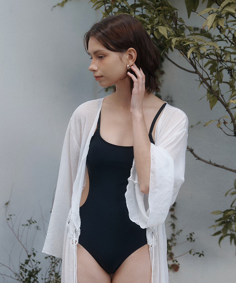 Slim Silhouette Side-Cut Monokini