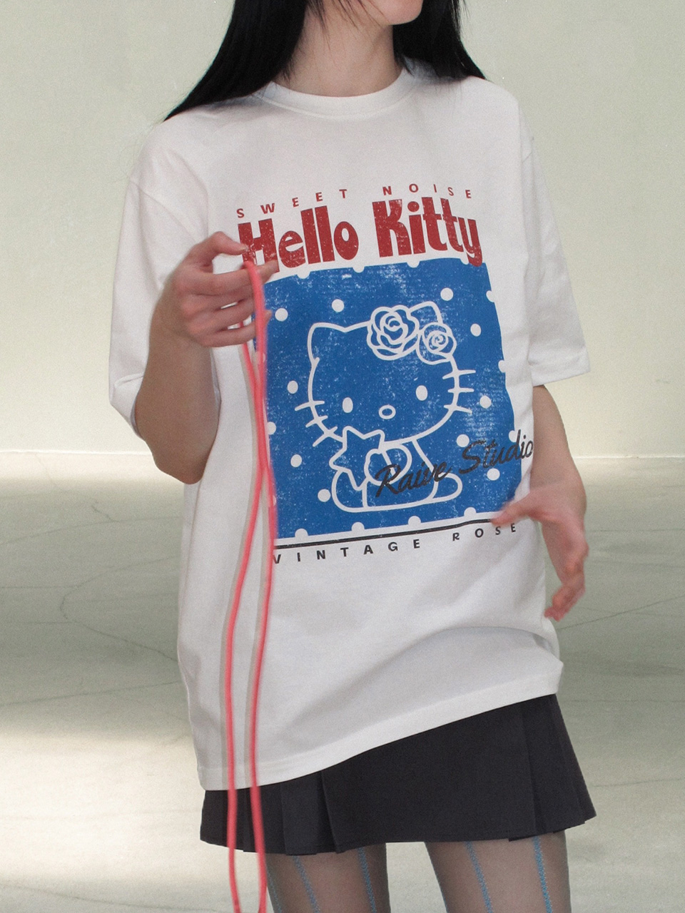 RAIVE X HELLO KITTY Dot Graphic T-shirts VW6ME003 2color