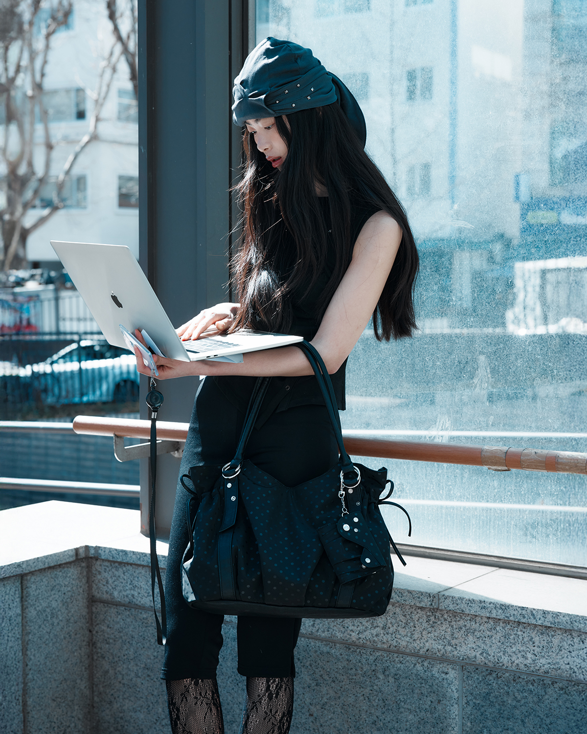 [×Misekiseoul] puff bag (black dot)