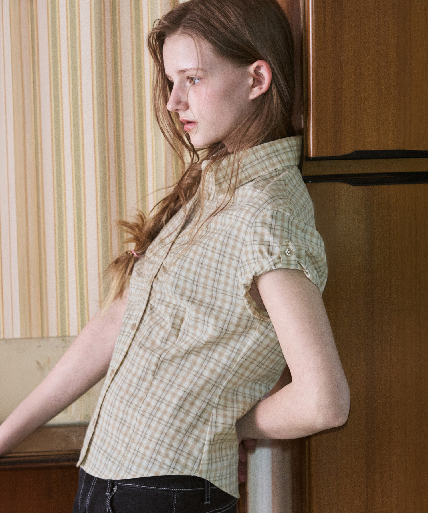 Moment Shirring Check Shirt [BEIGE]