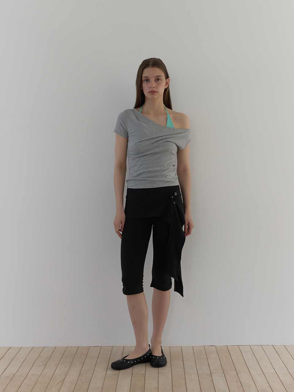 SCARF LAYERED CAPRI PANTS (BLACK)
