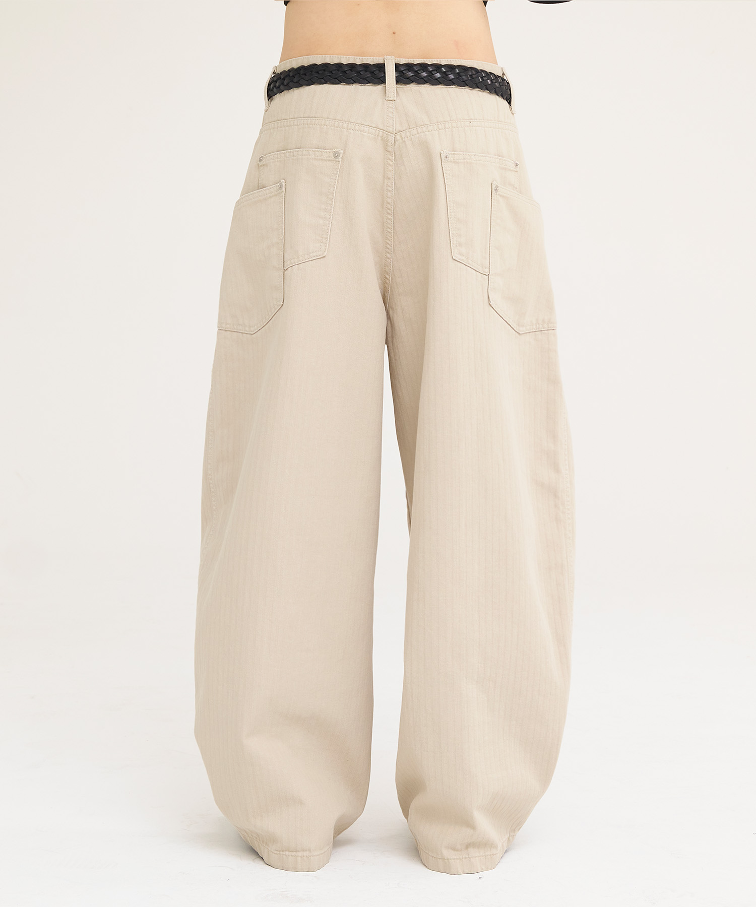 Crude Double Pocket Curved Pants_Beige