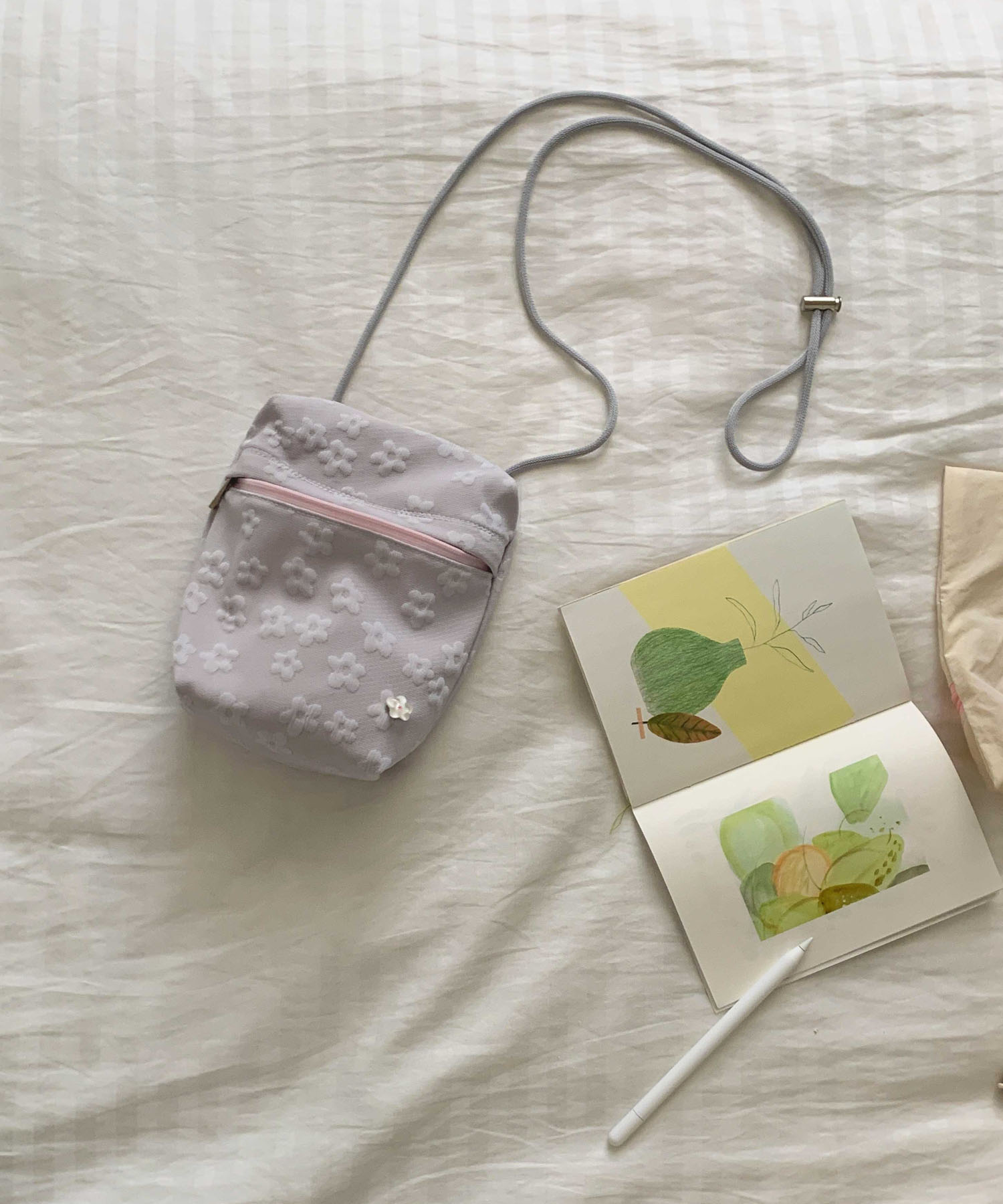 mini pocket bag - grey flower