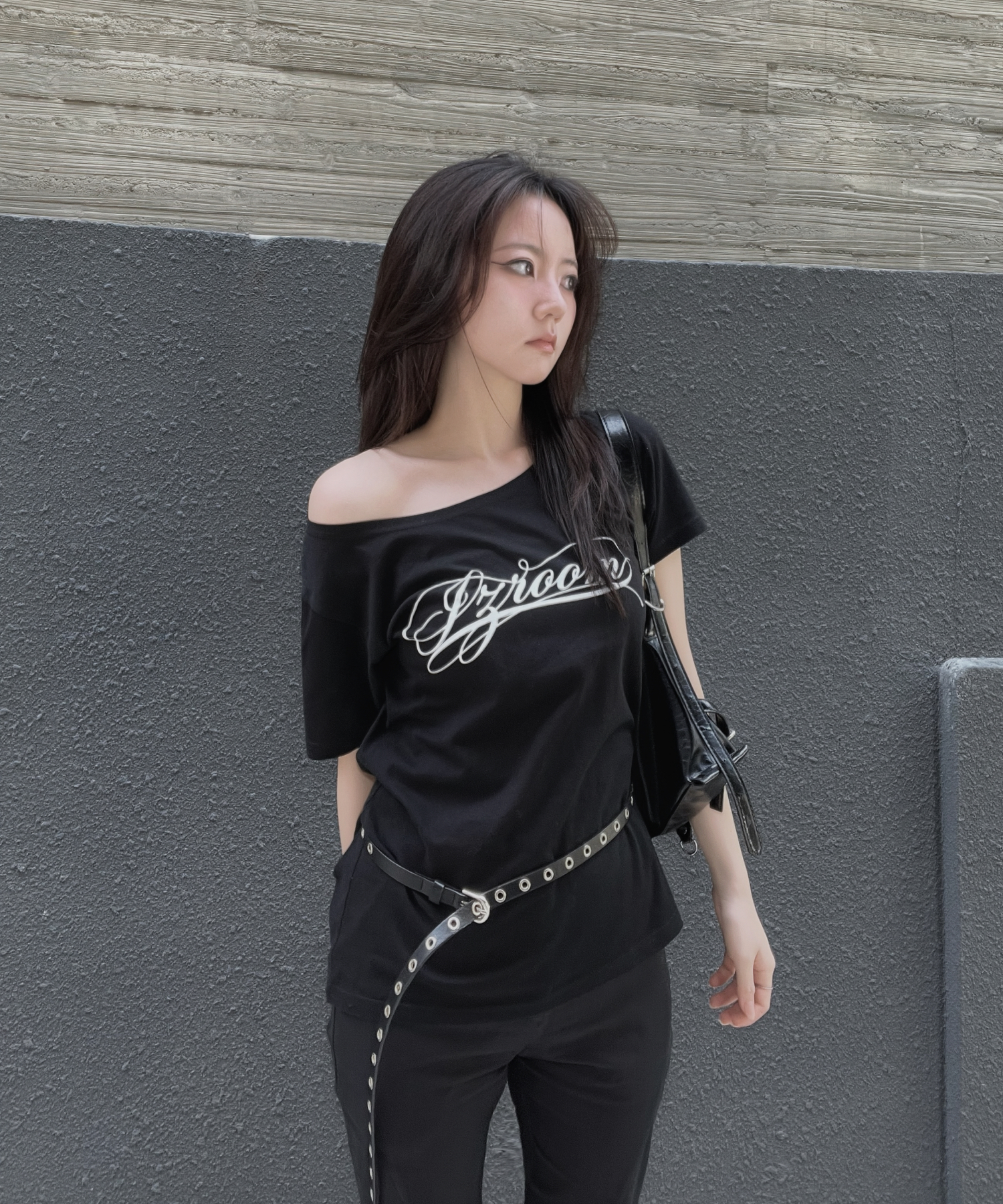 CLASSIC LOGO BOAT NECK SHORT SLEEVE (BLACK)