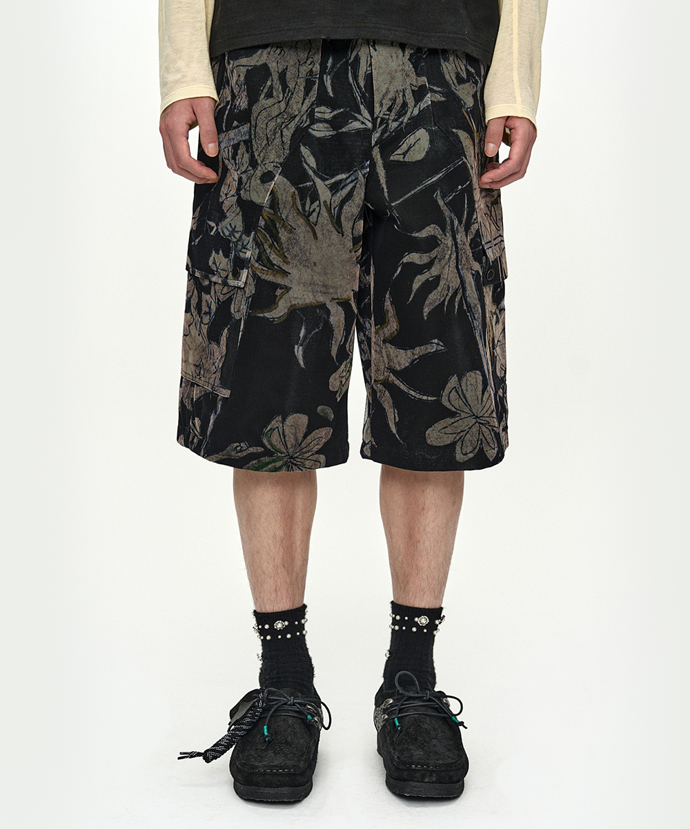 FLOWER OVERLAY CARGO SHORTS apa902m(BLACK/BEIGE)