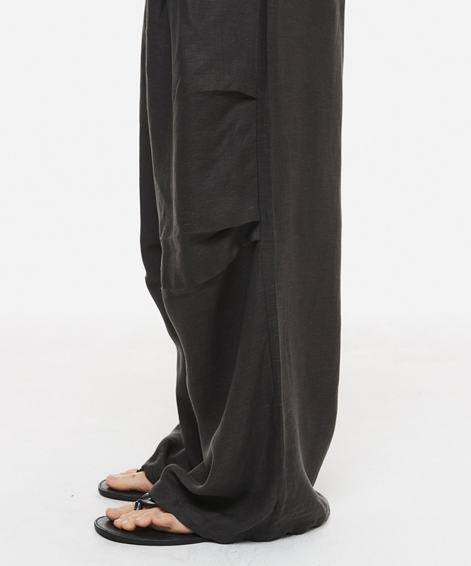 Parachute Pleated Linen Banding Pants