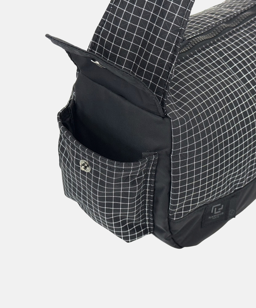 [SS26] RAMIDUS ZIP SHOULDER BAG / BLACK GRID