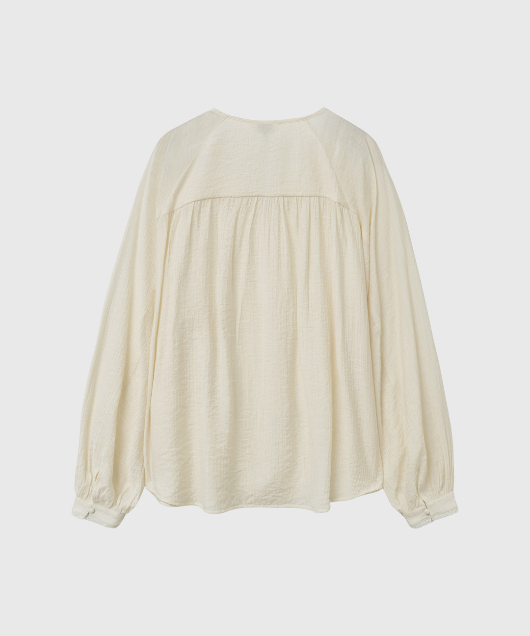 woman loose fit raglan pin tuck blouse [ivory]