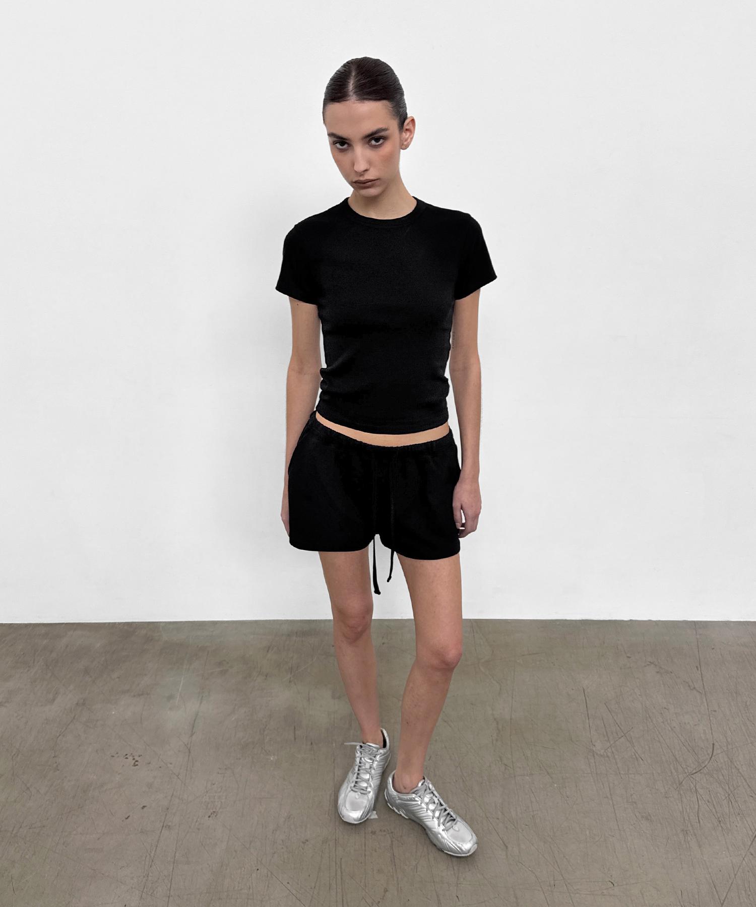 LINE.01 round neck tee_3color