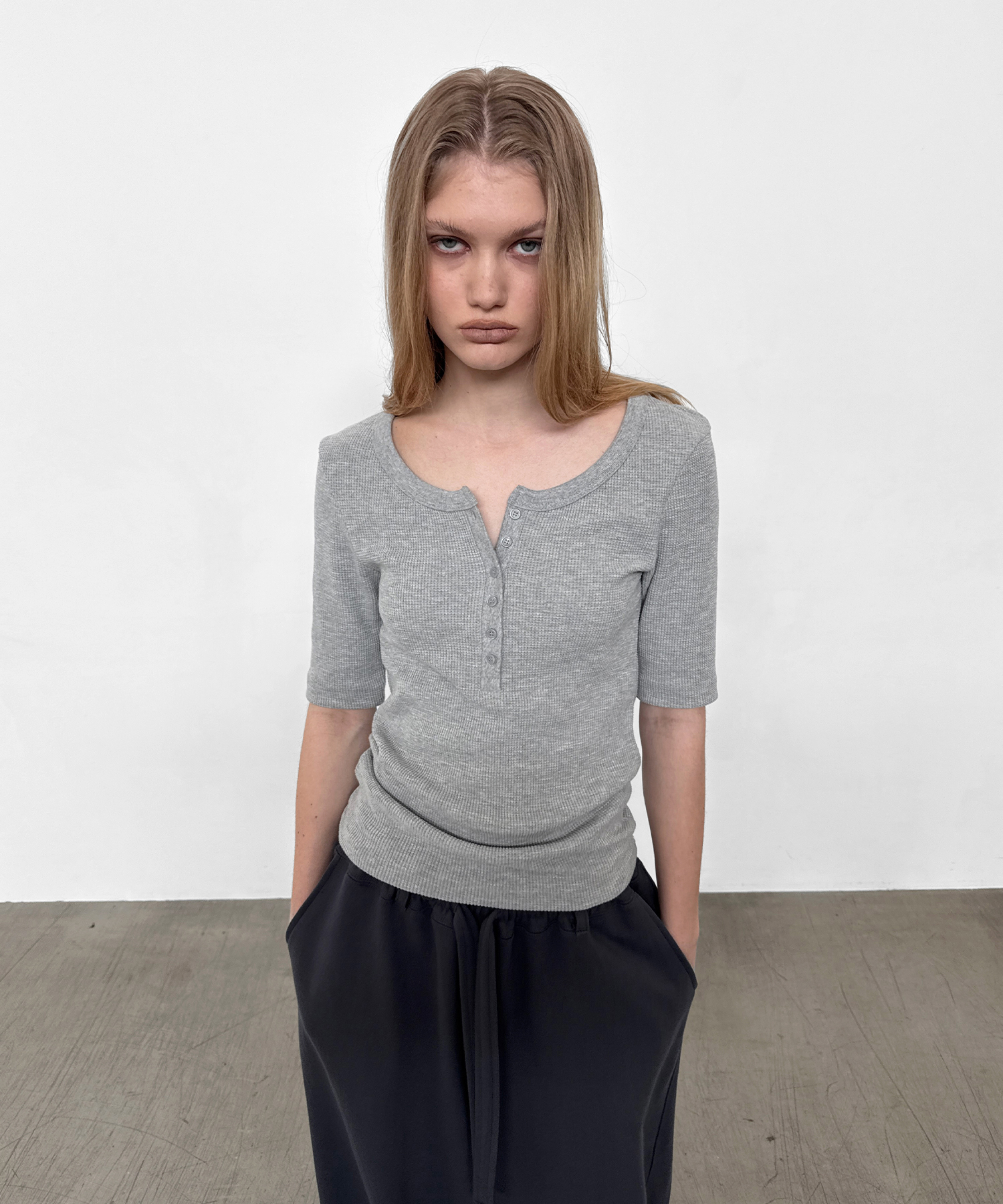LINE.01 henley neck tee_3color