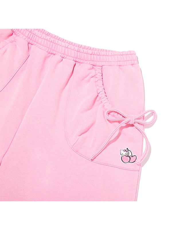 KIRSH X CHARMMYKITTY LOOSE FIT HALF SWEAT PANTS