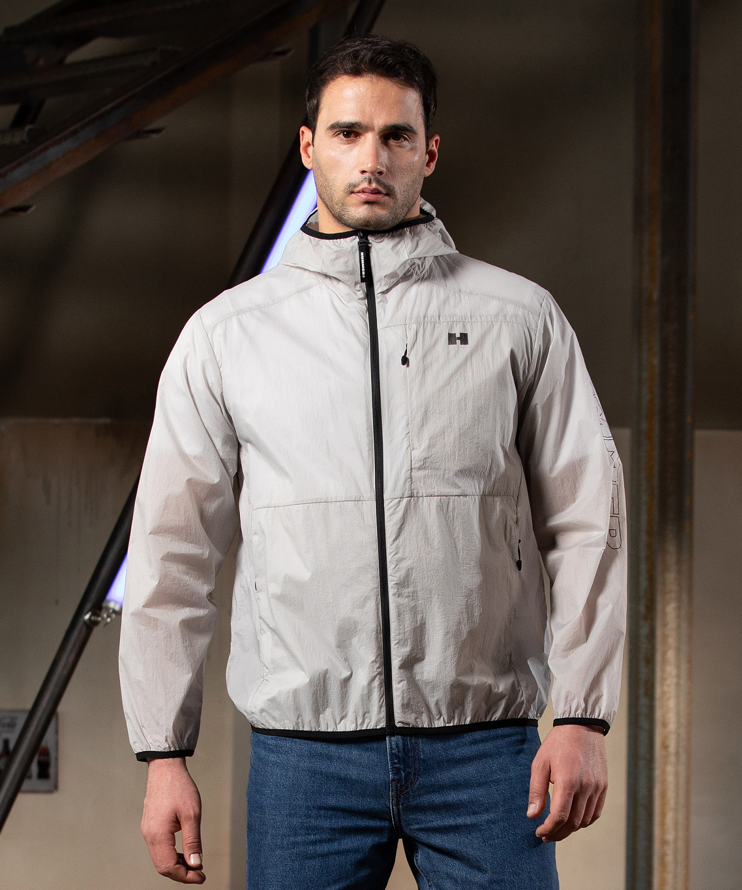 H3 нейлоновая лёгкая ветровка Light Grey