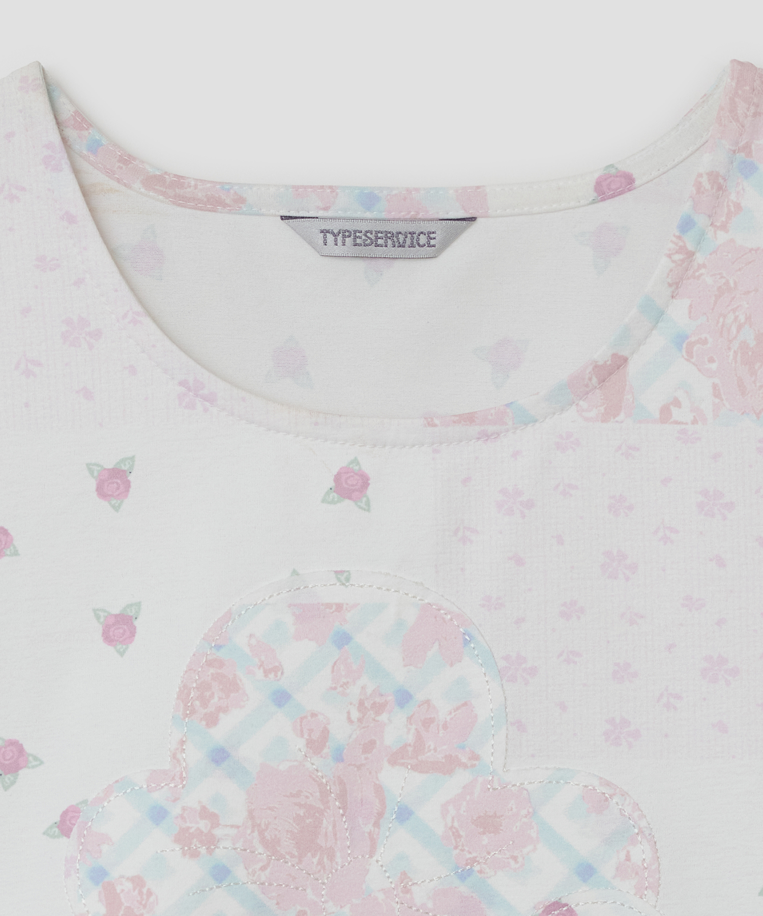 Flower Applique Curve короткий Sleeve Top [розовый]