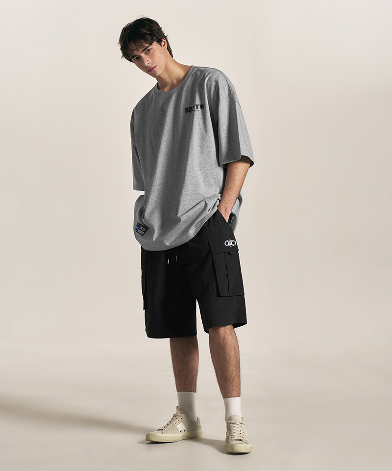 SYMBOL LOGO NYLON CARGO BERMUDA брюки [черный]