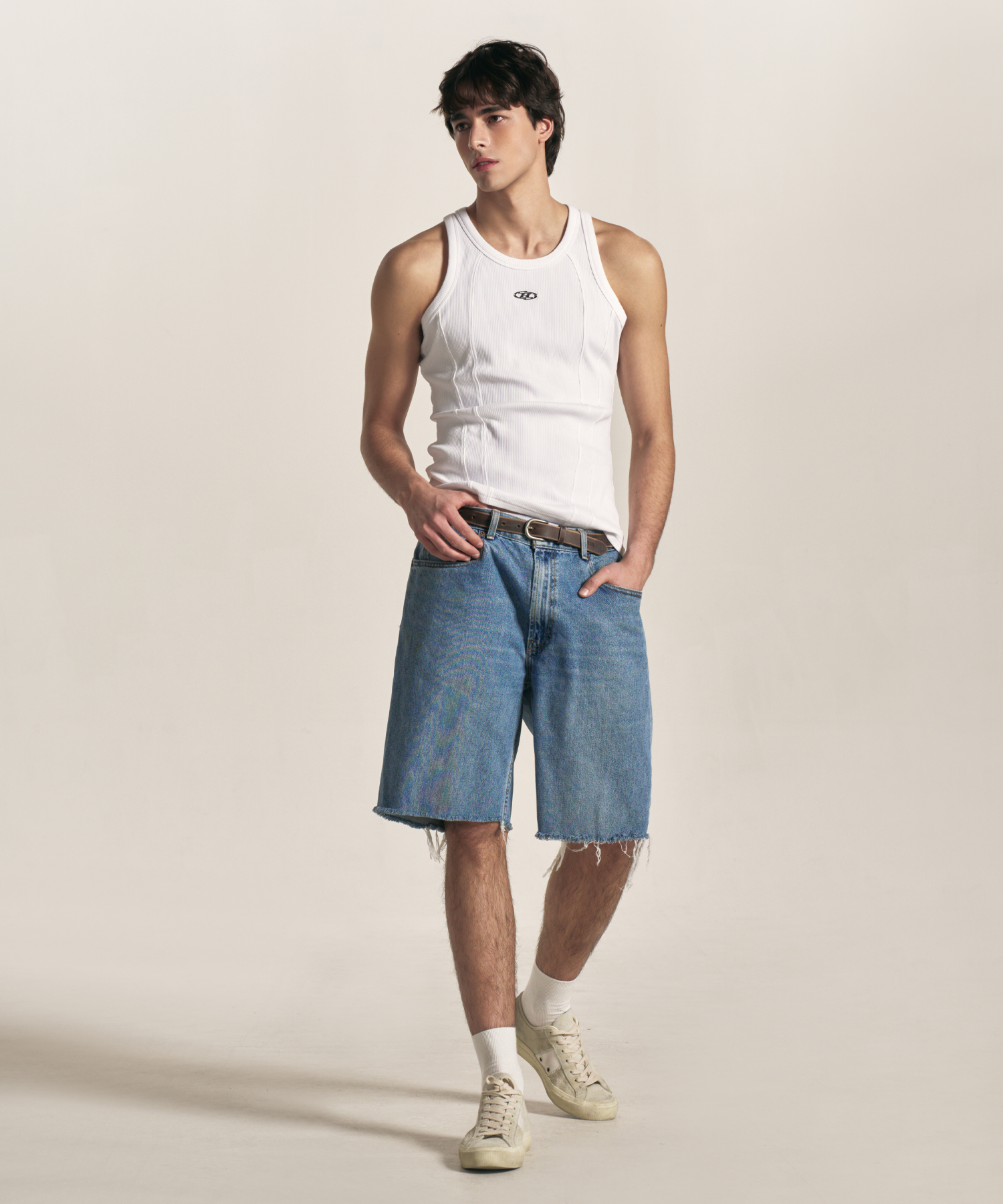 B PENDANT CUT LINE SLEEVELESS [белый]