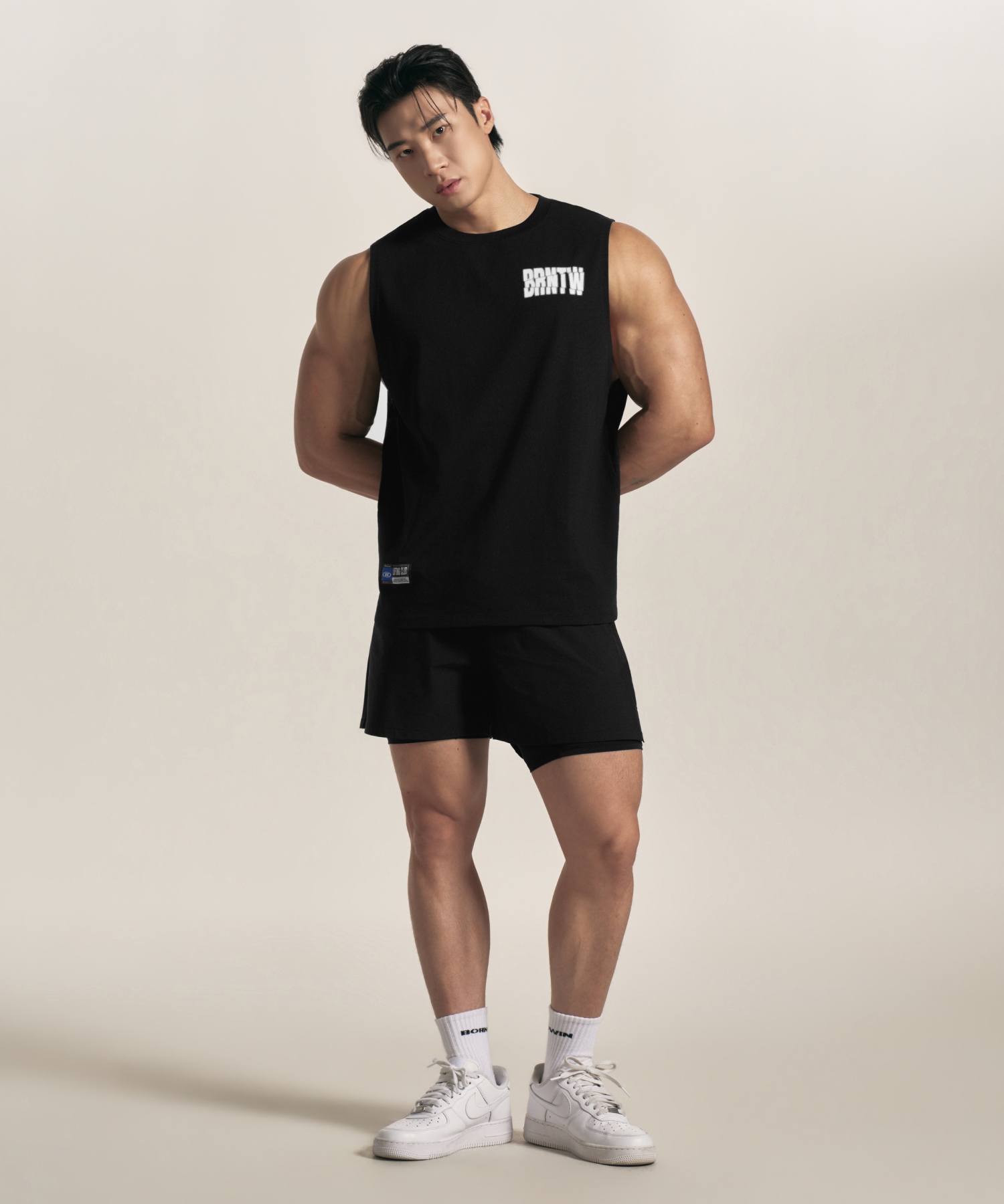 BRNTW HALFTONE SLEEVELESS [черный]