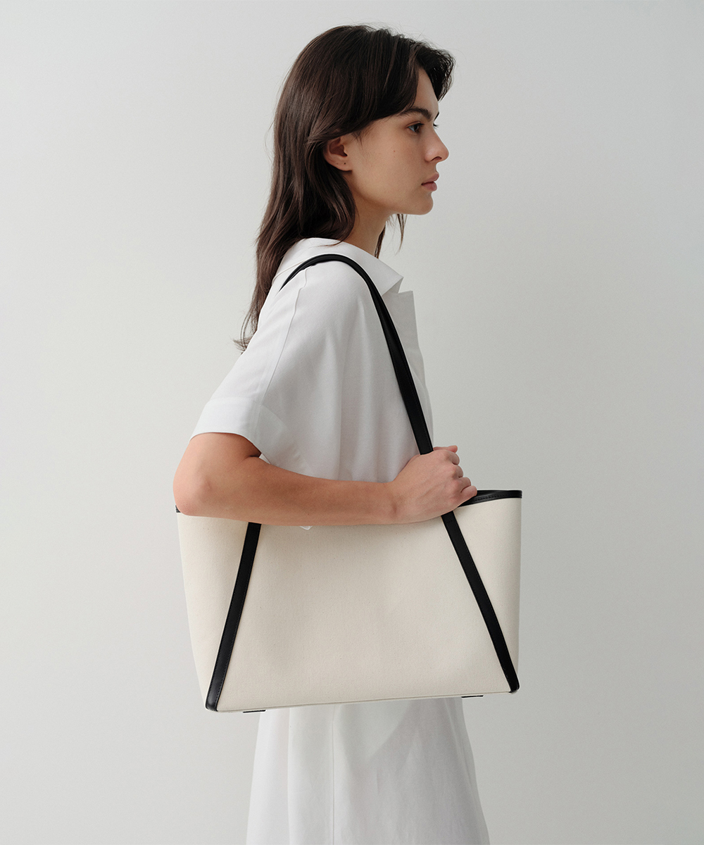 ROBBIE CANVAS BAG MEDIUM (IVORY)