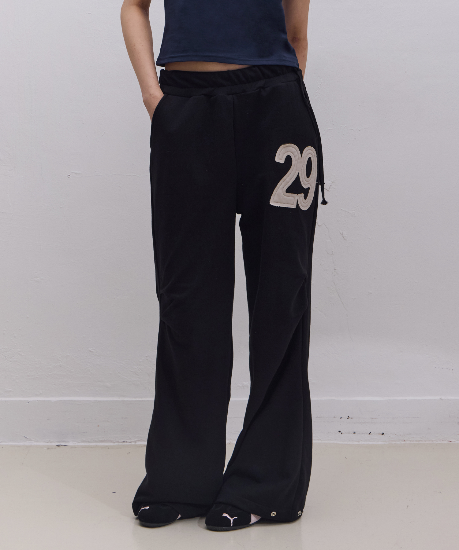 29patchwork Pintuck Sweatpants (Black)