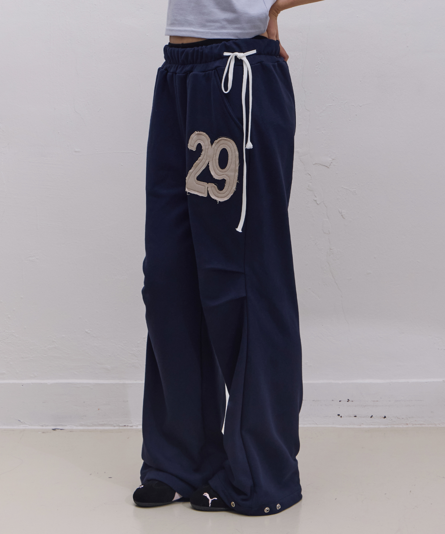29patchwork Pintuck Sweatpants (Navy)