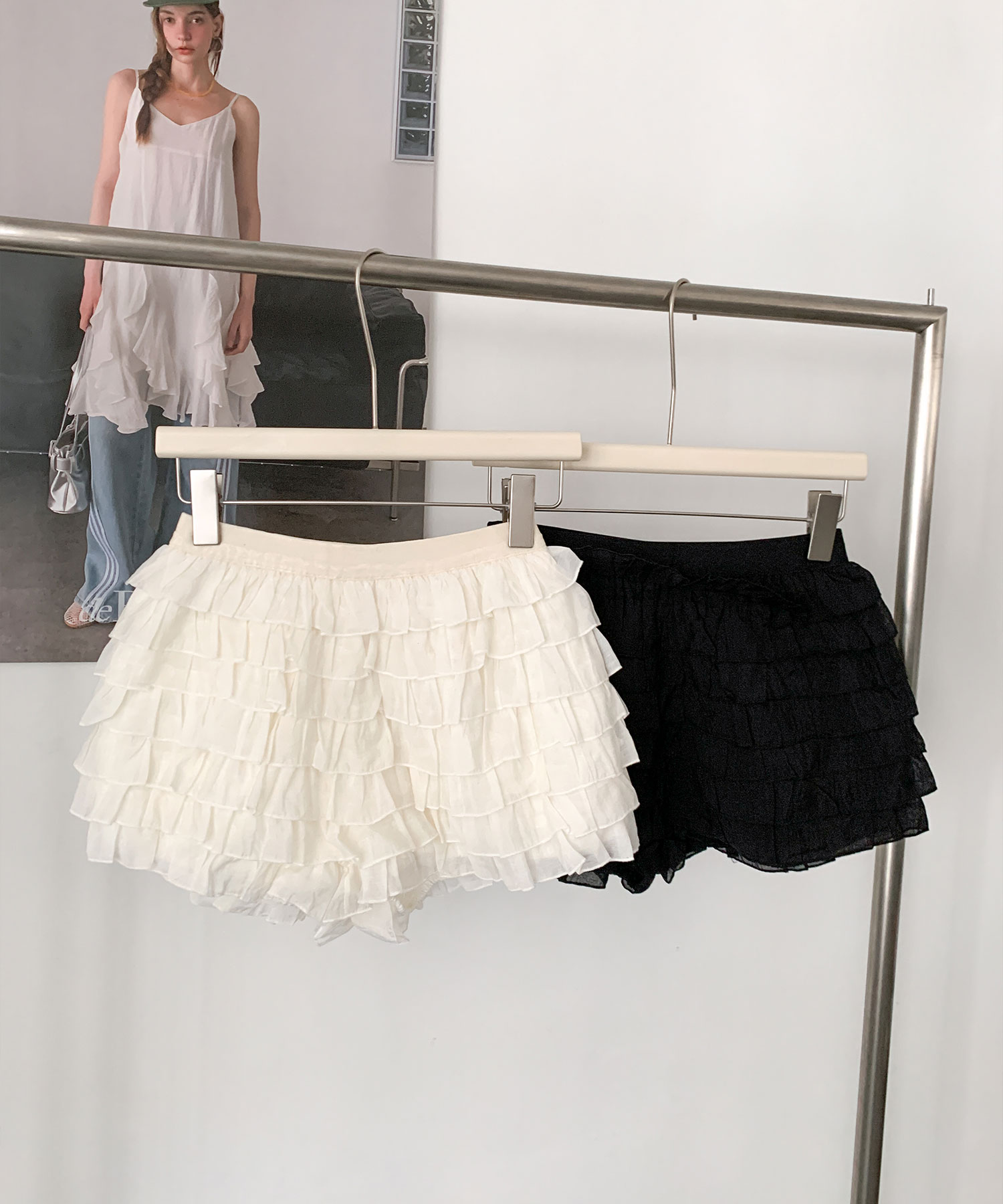 Frill Cancan Banding Shorts (2colors)