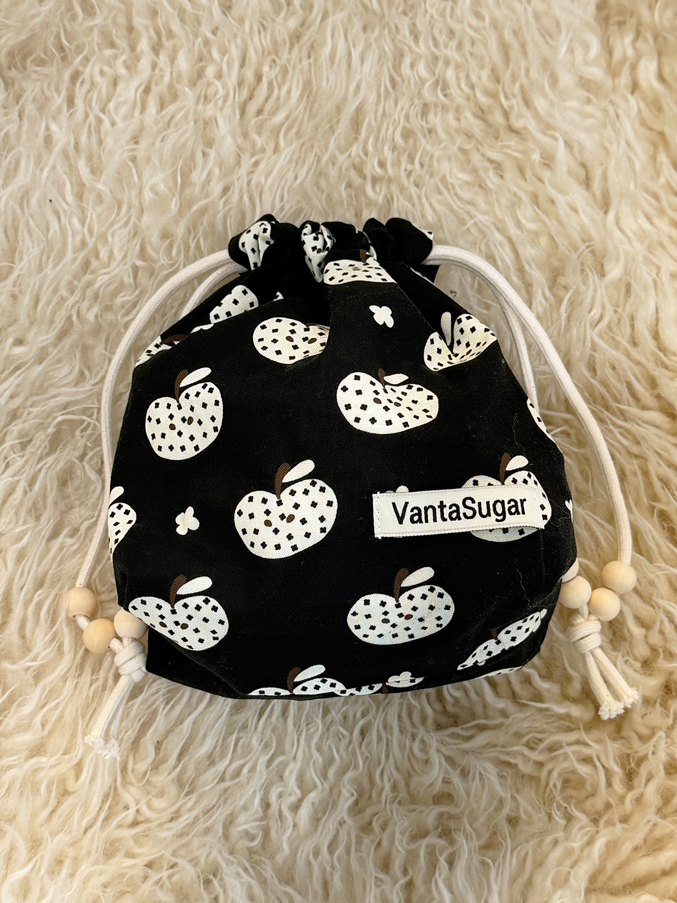 Apple Blossom Pouch-BLACK