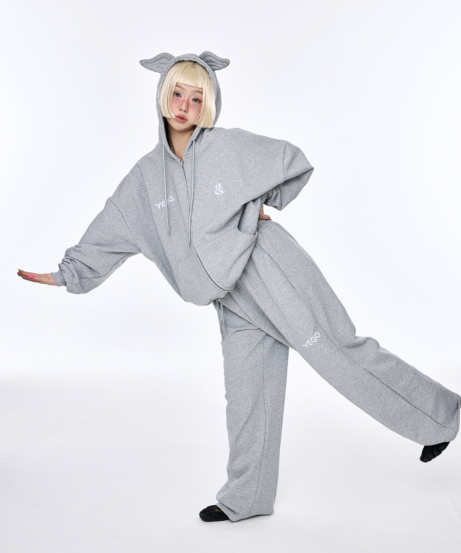 Wing Hoodie Gray