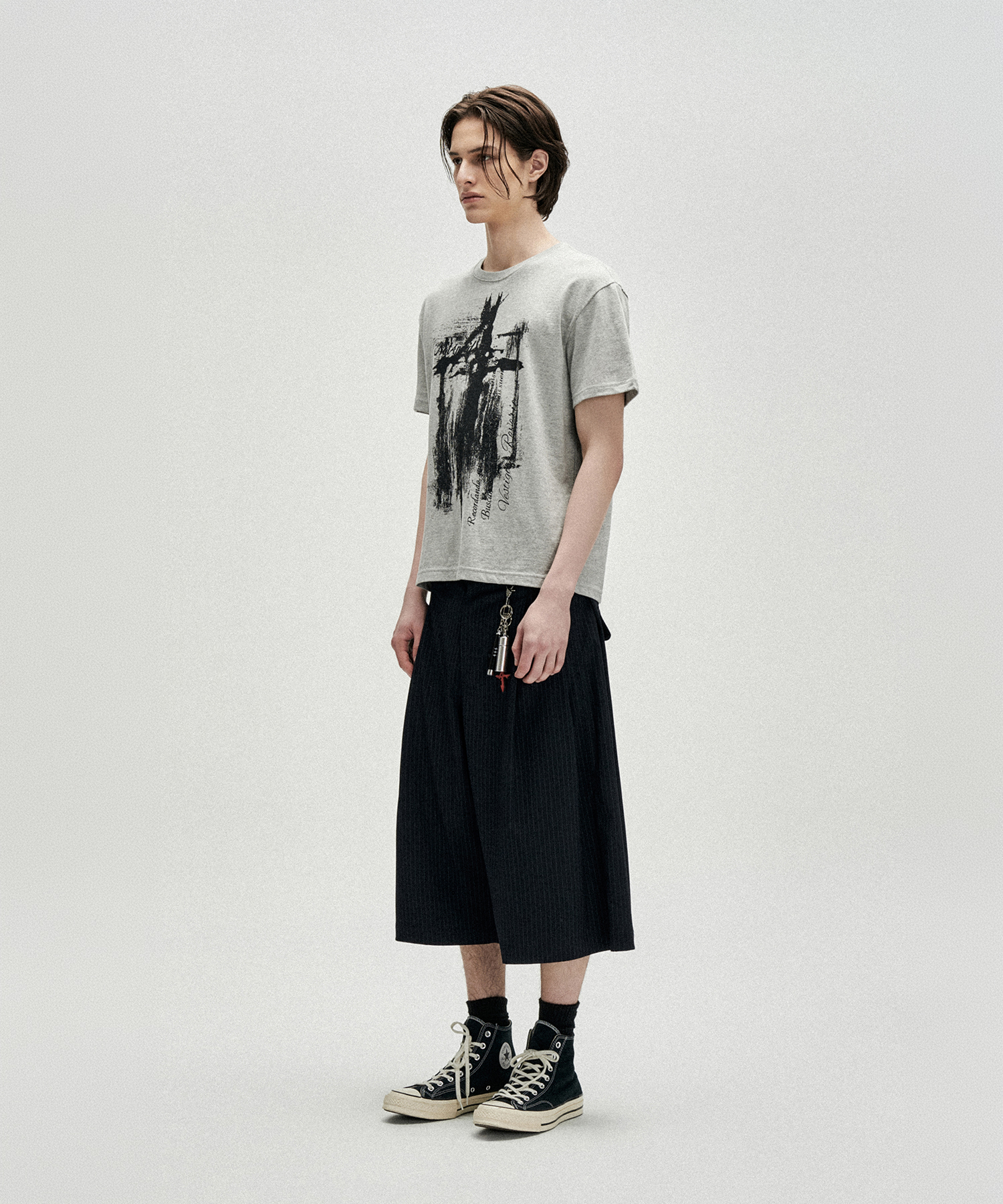 Two Tuck Stripe Bermuda Shorts - Navy