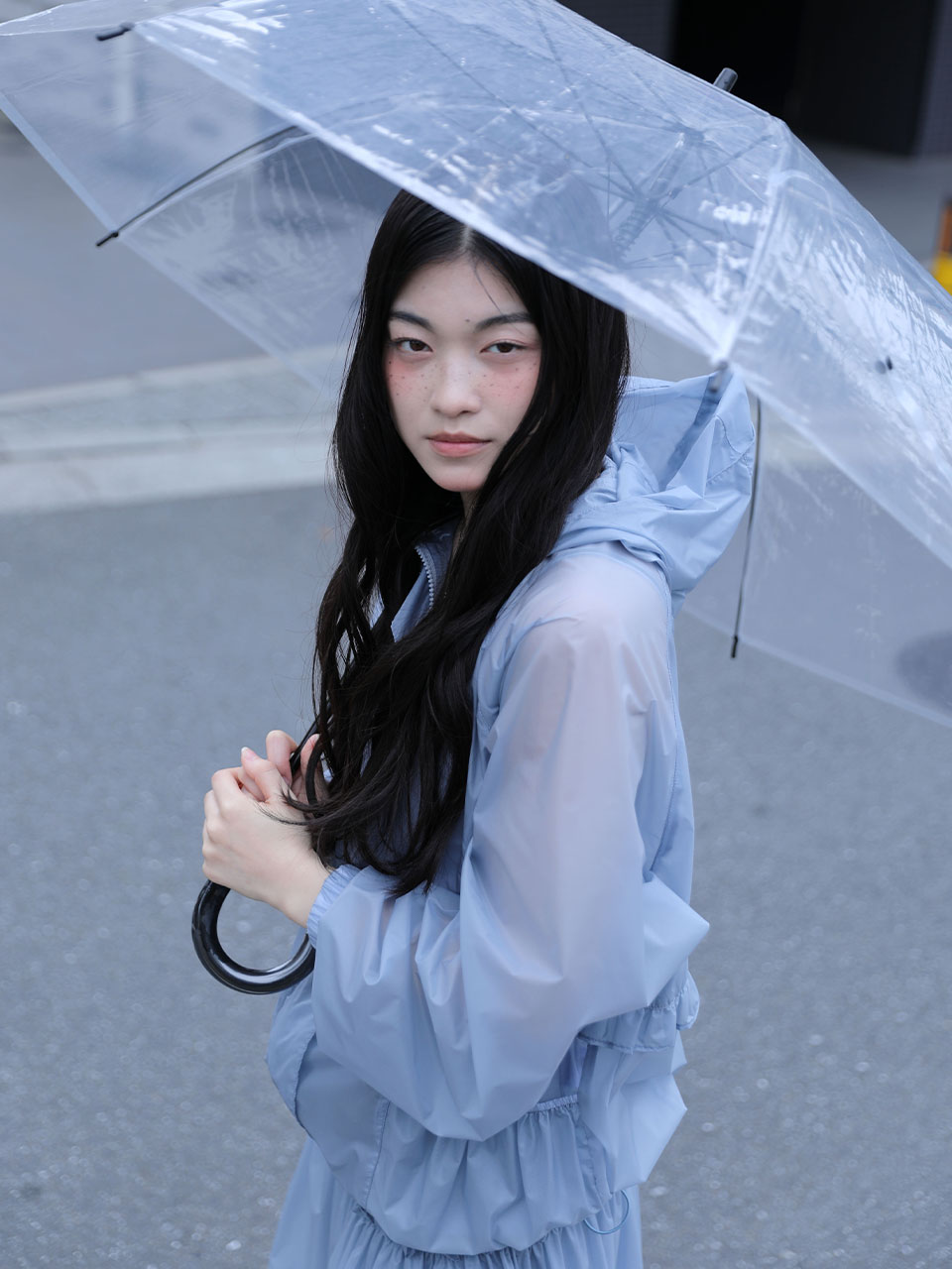SHINING RUFFLE WINDBREAKER JACKET(BLUE)