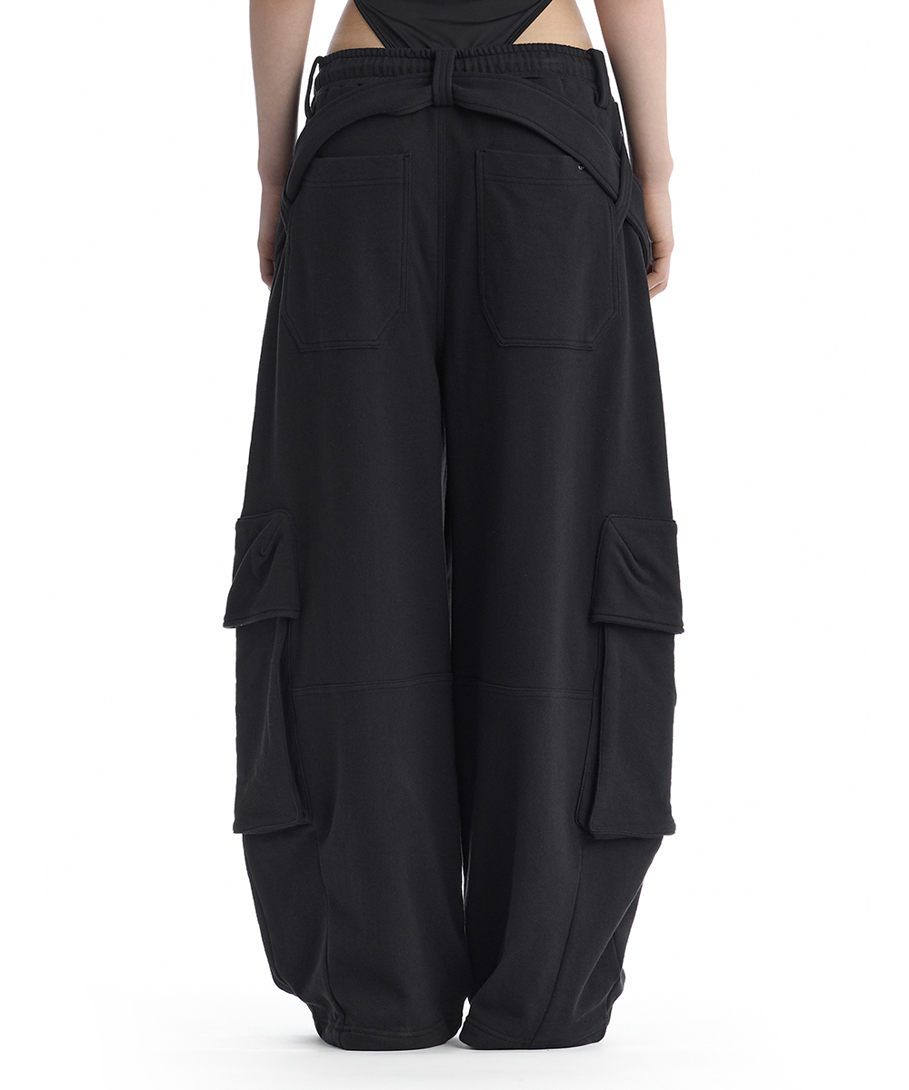Utility Belted Cargo Sweat Pants [ Black ]