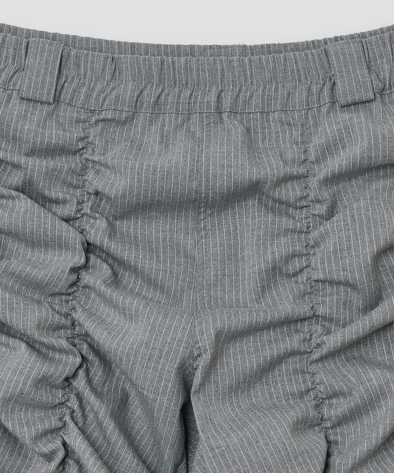Shirred Texture Capri Pants [Gray]
