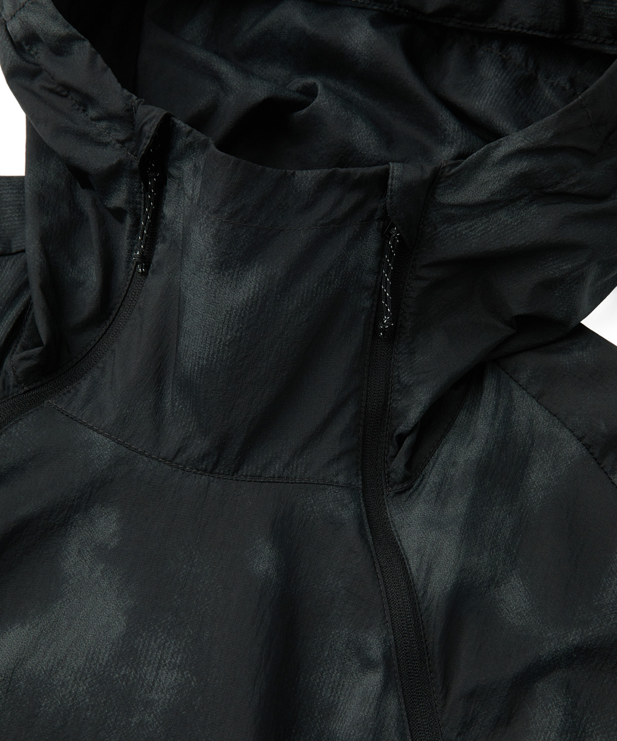 Легкий анорак с принтом натуральный камуфляж_Dark Grey