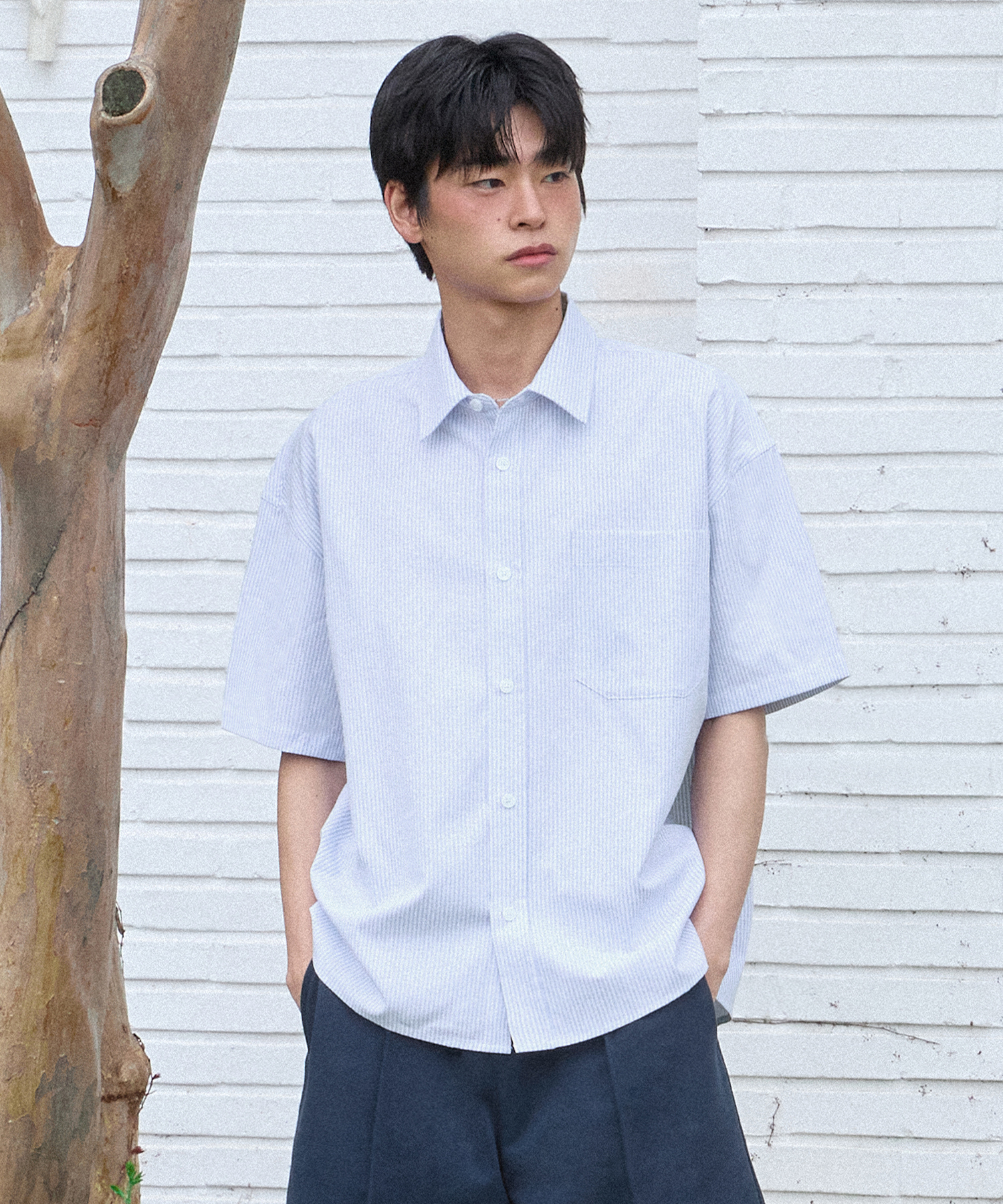 Semi Crop Stripe Half Shirt-Blue