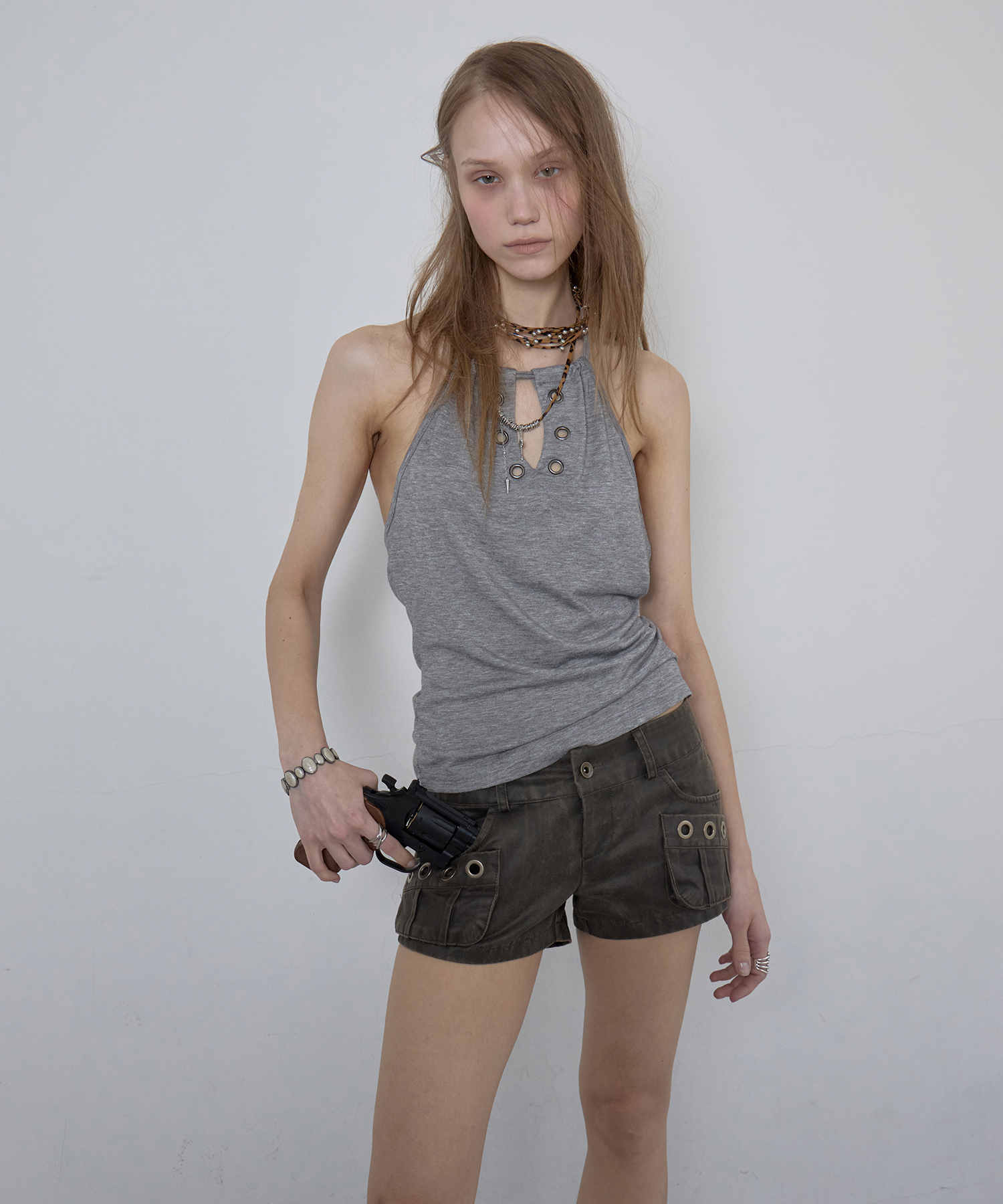 WEATHERED VINTAGE EYELET CARGO SHORTS / BROWN
