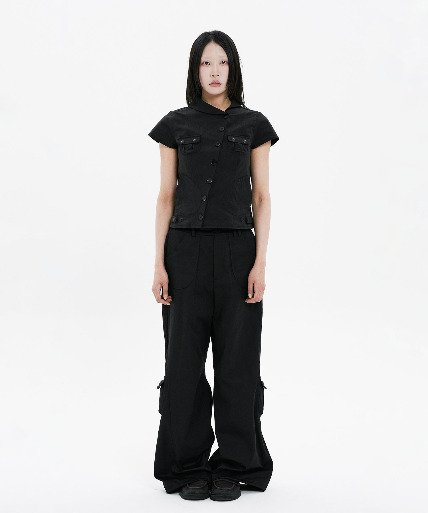 Side shirring pocket wide pants BLACK