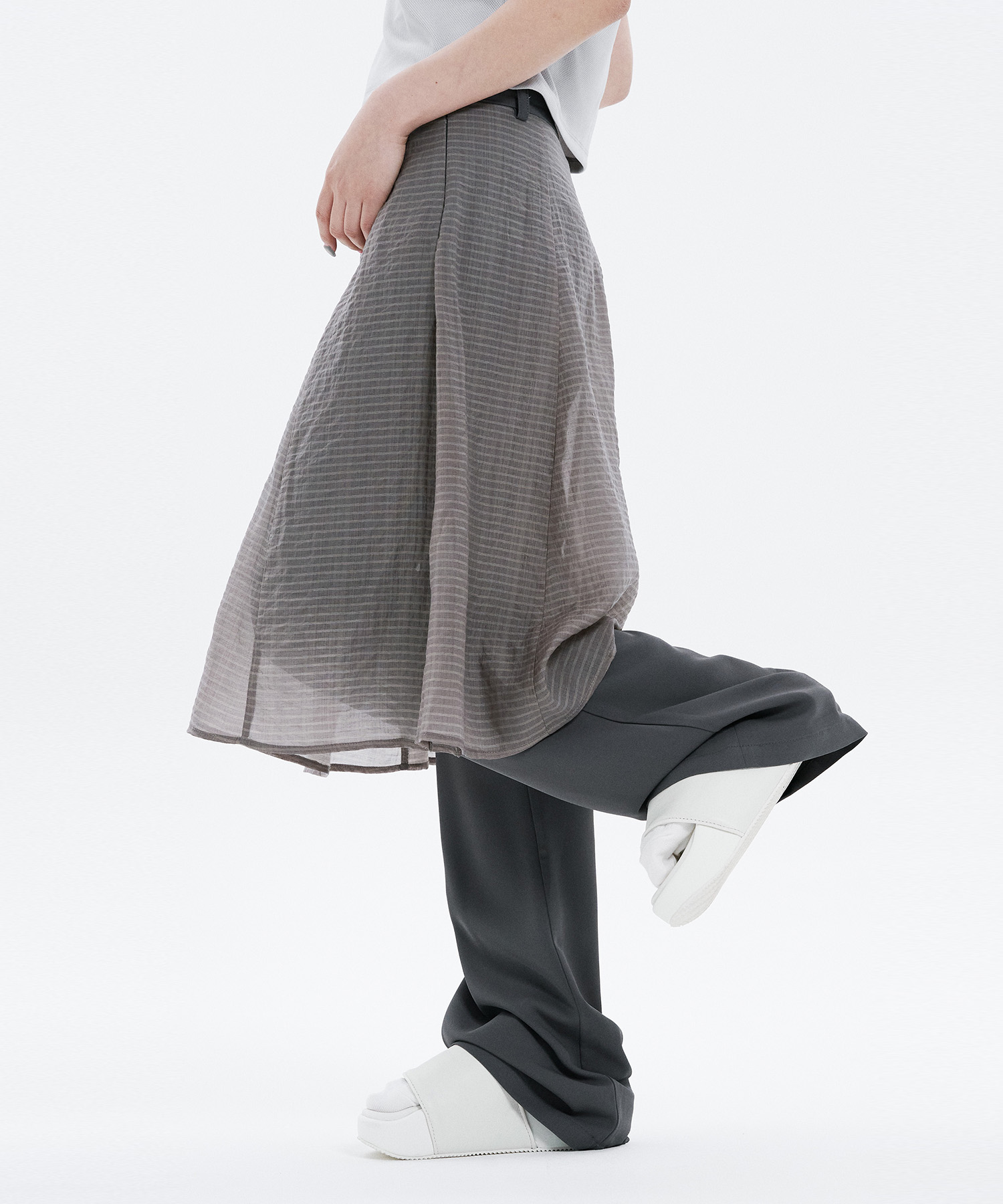 Hidden pocket skirt pants GREY