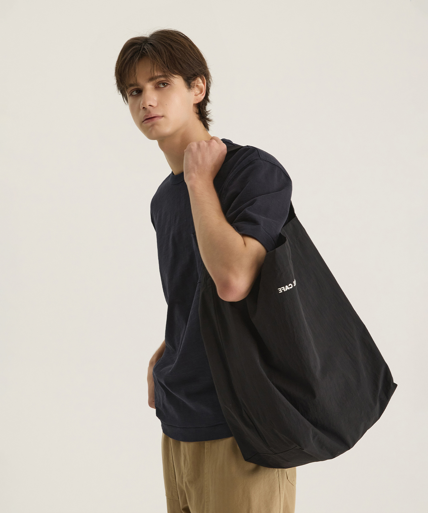 [UNISEX] PACKABLE ECO SHOULDER BAG - BLACK