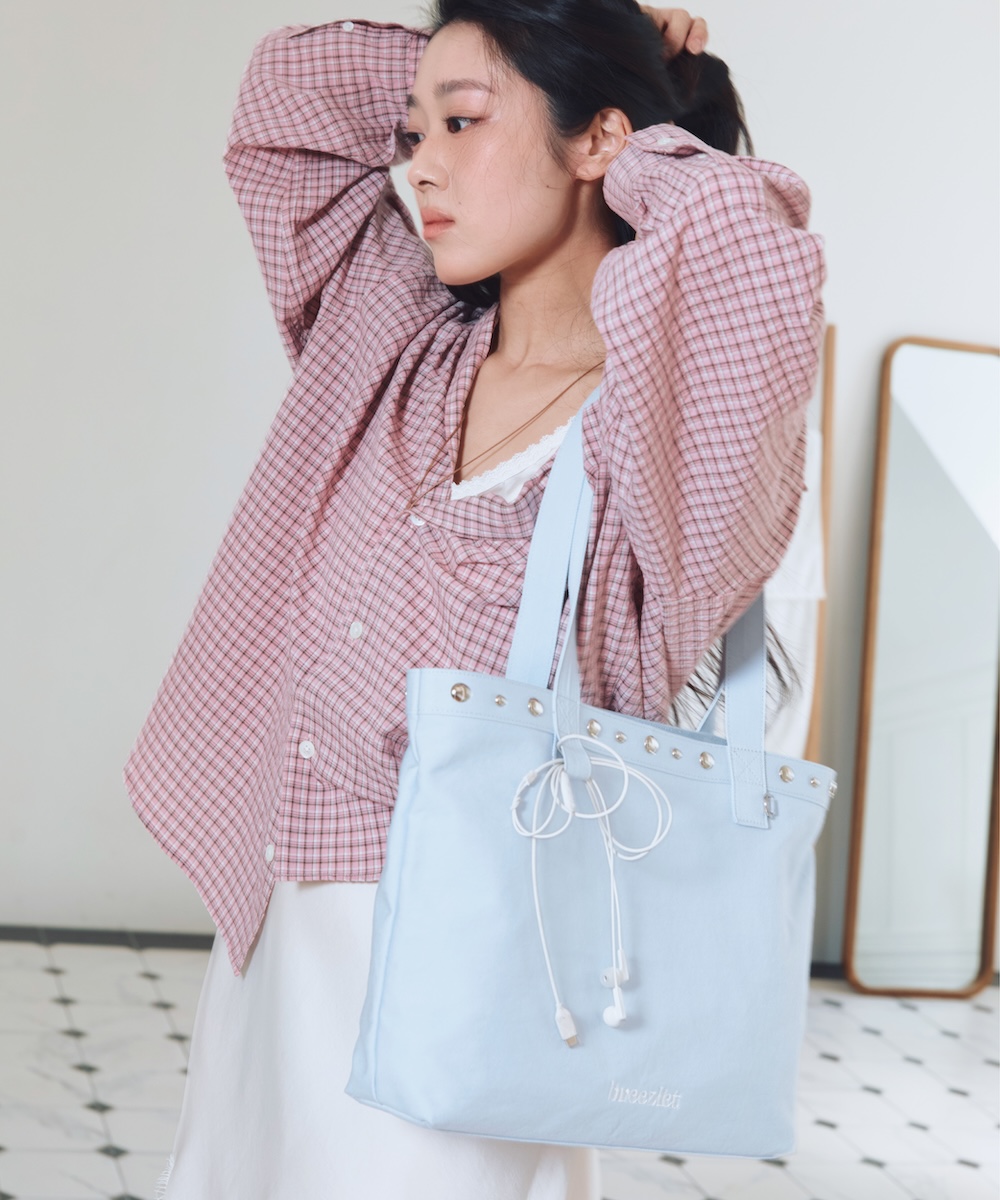 Flutter Stud Big Eco Bag_ Skyblue