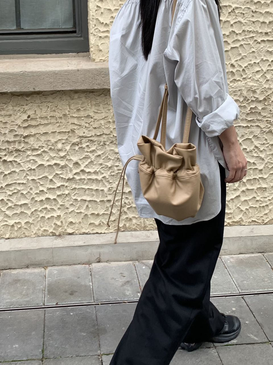 Pouch Bag_Peanut Beige