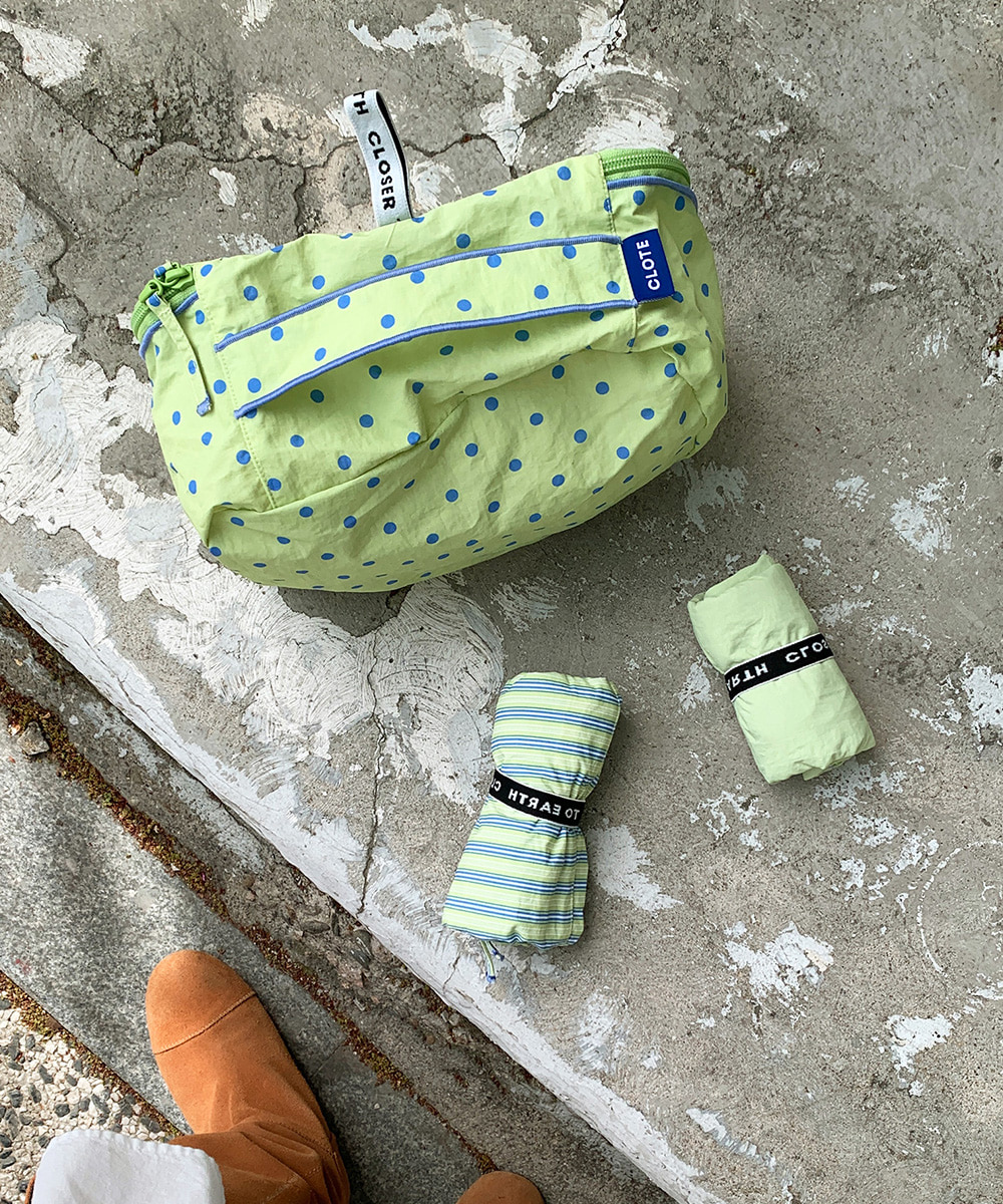 TRAVEL POUCH - APPLE GREEN