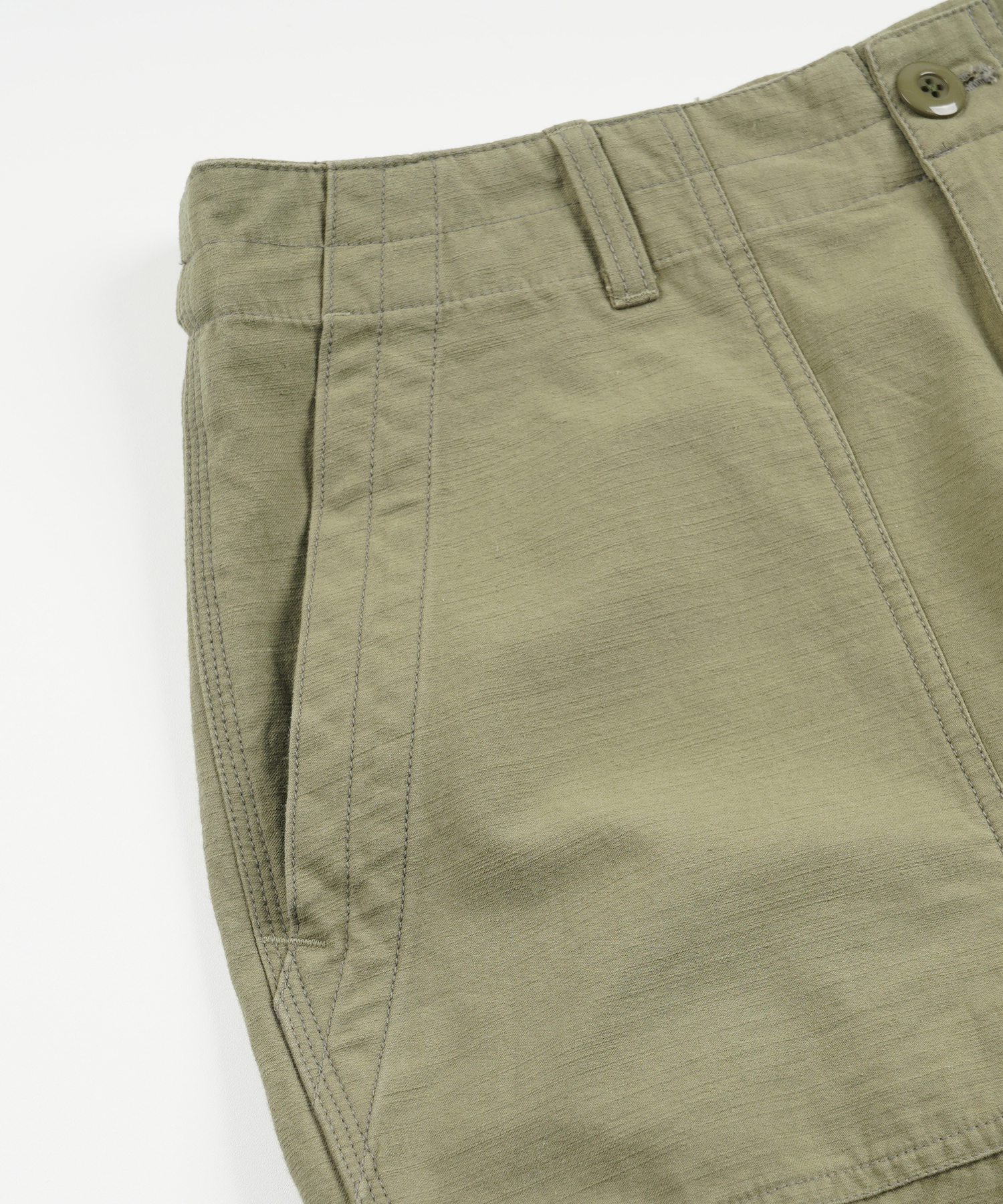 BACKSATIN ESSENTIAL FATIGUE SHORTS _ KHAKI BEIGE