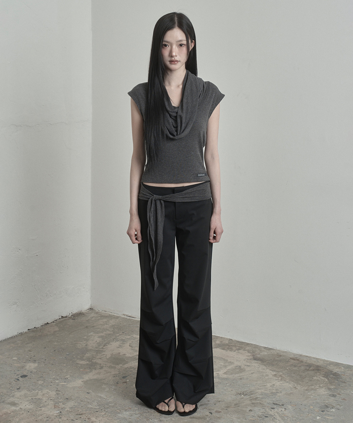 Drape Flare Slacks (black)