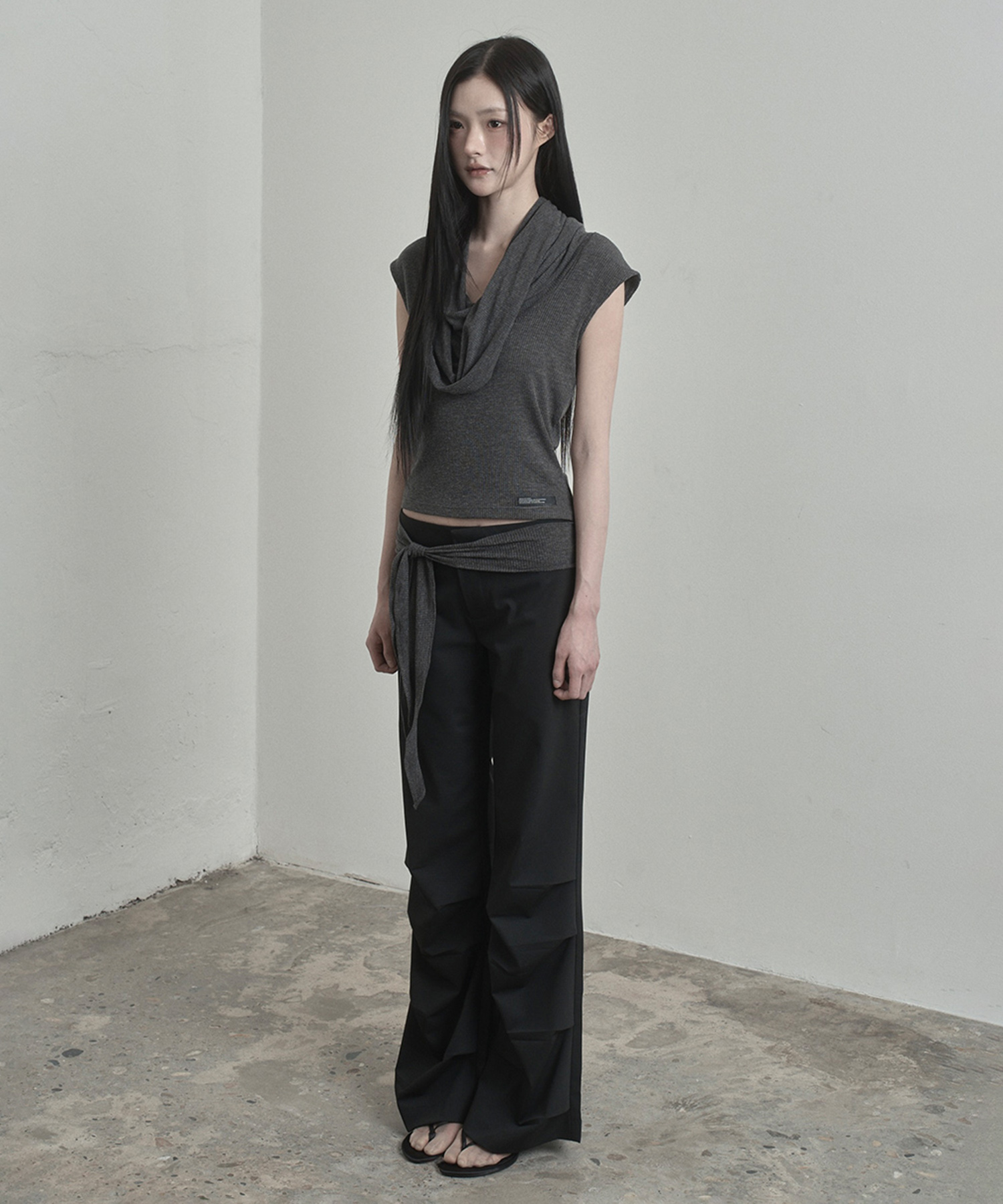 Drape Flare Slacks (black)