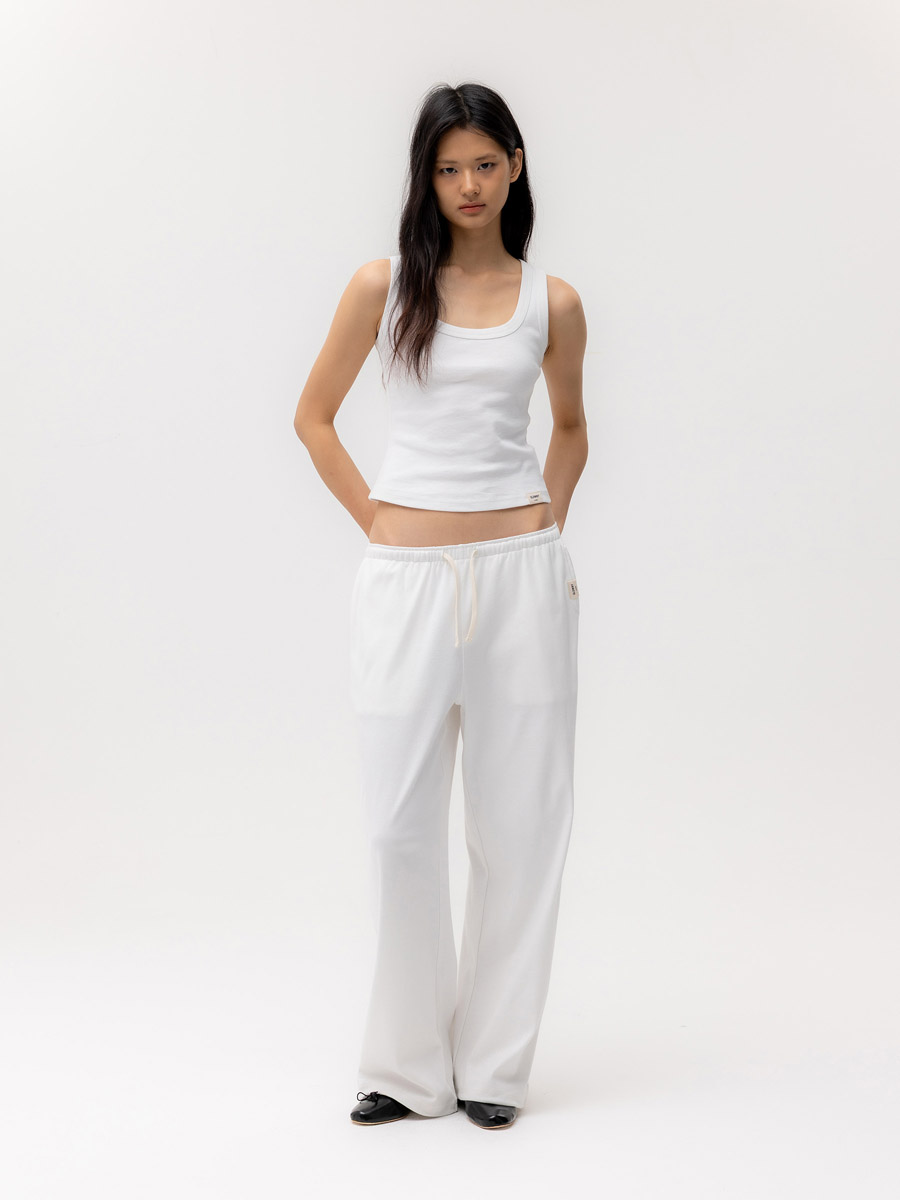 G CLASSIC SCOOP NECK SLEEVELESS (WHITE)
