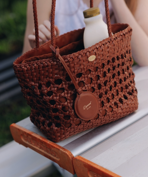 handcrafted weaving bag (shoulder) - brown (M)